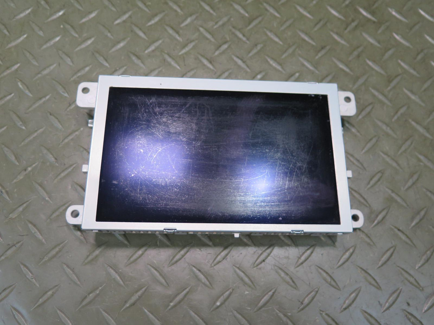 13-17 Audi 8R Q5 Q7 A4 S4 S5 Dash MMI Navigation Display Screen 8R0919604A OEM