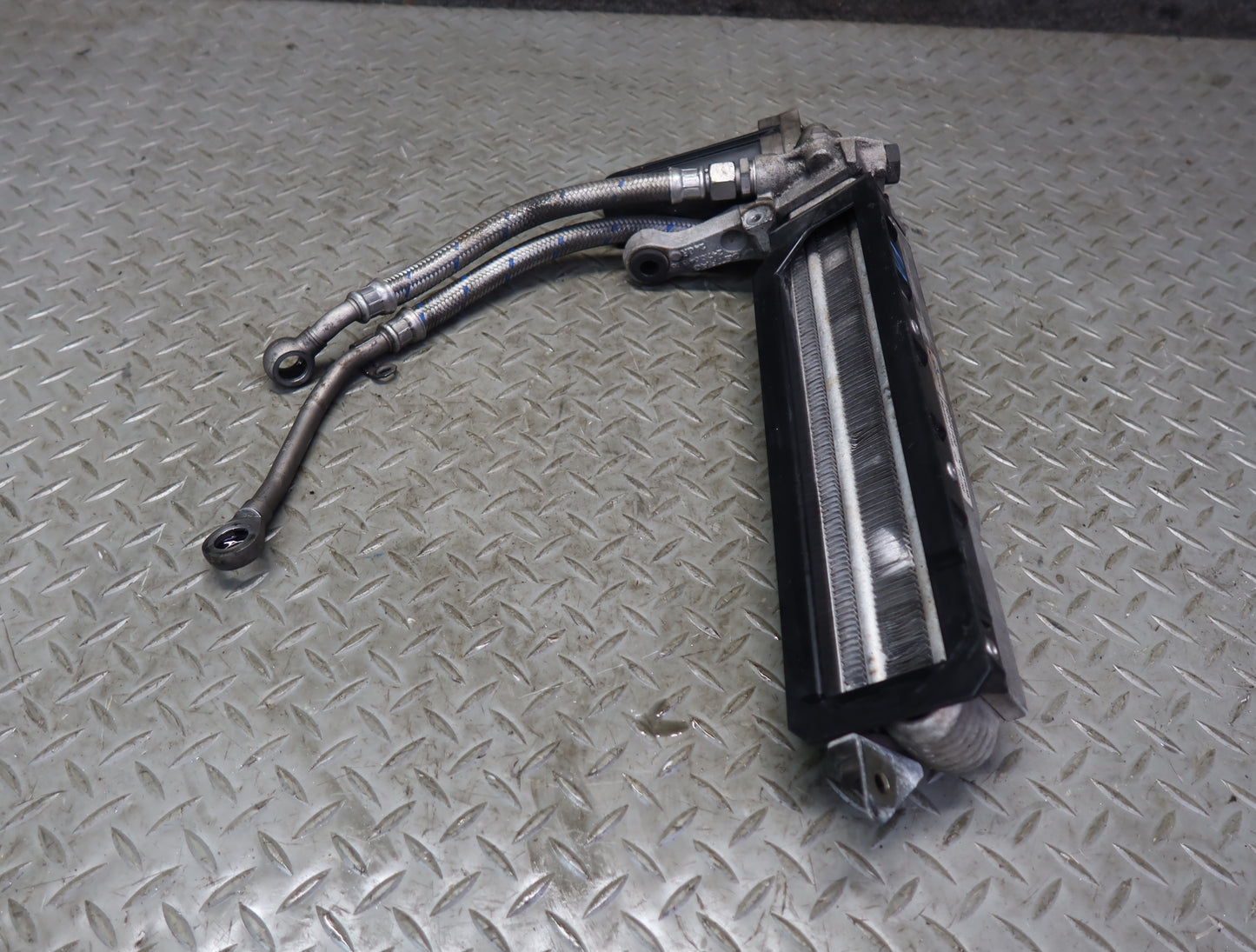 2006-2008 BMW E63 E64 M6 SMG Transmission Oil Cooler Radiator 2470041600