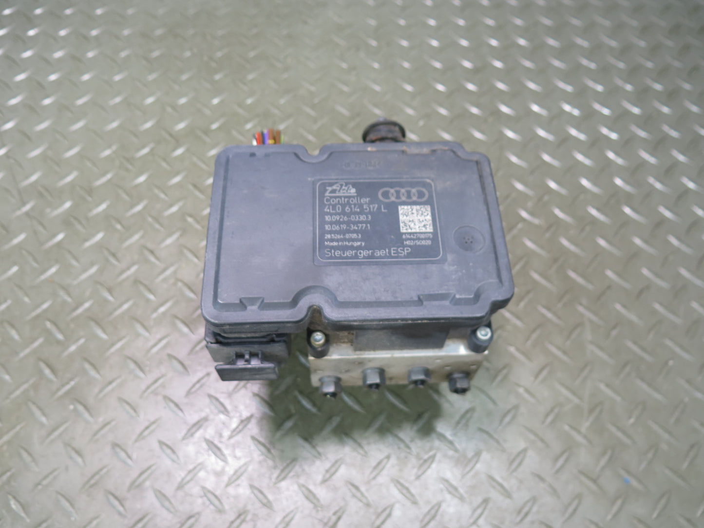 13-15 Audi 4L Q7 3.0L Anti Lock Brake ABS Pump Module 4L0614517L OEM