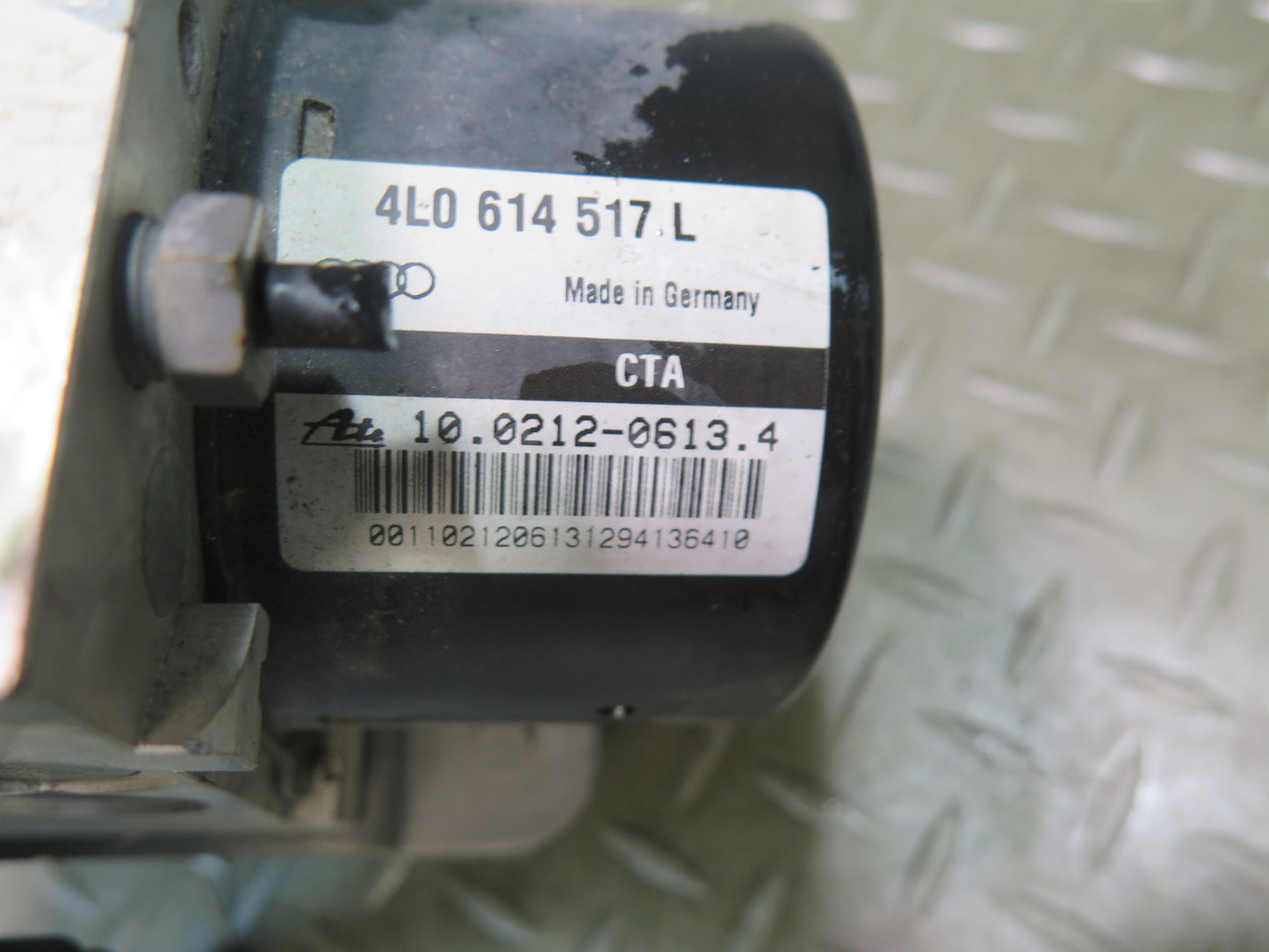 13-15 Audi 4L Q7 3.0L Anti Lock Brake ABS Pump Module 4L0614517L OEM