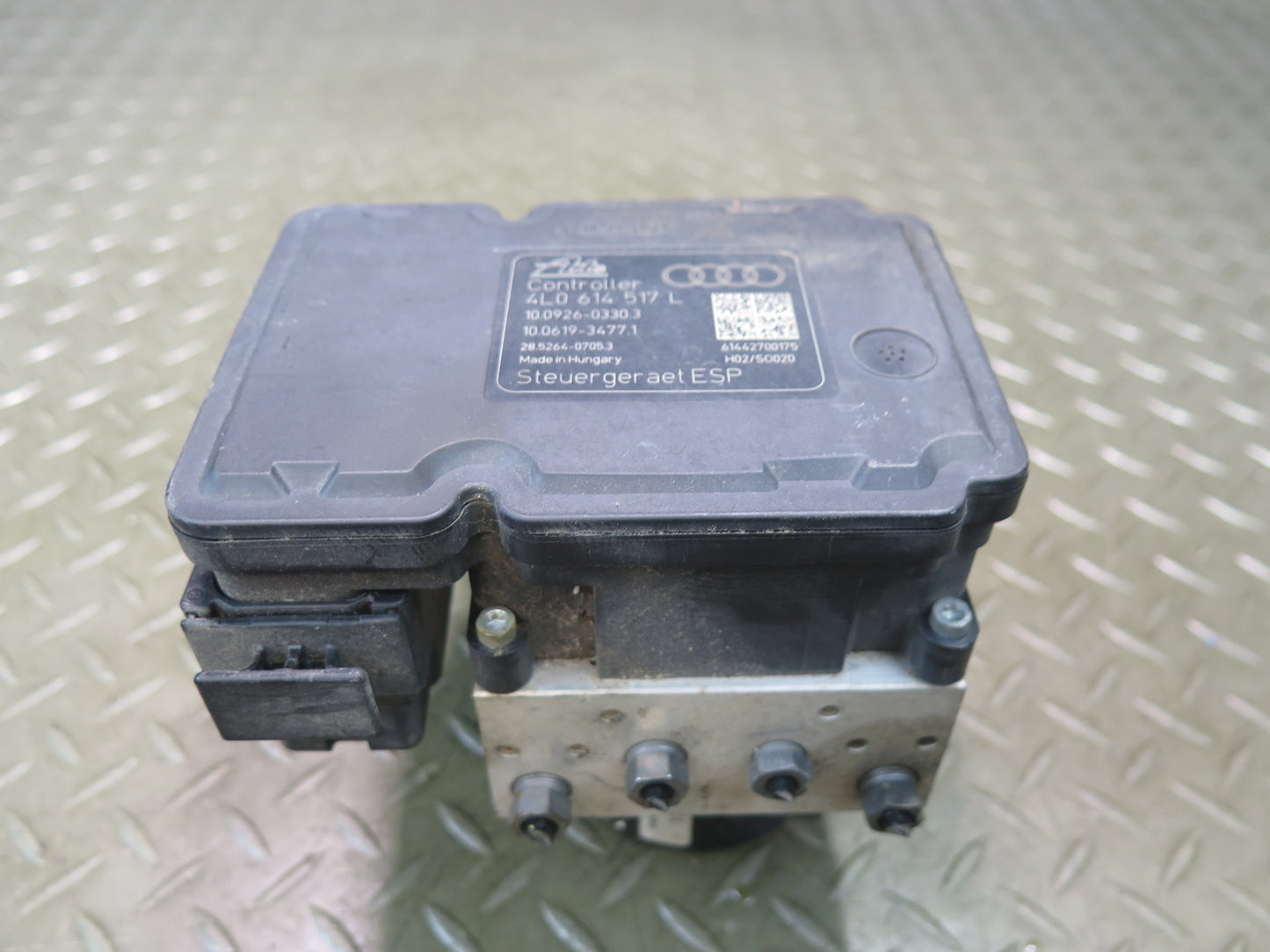 13-15 Audi 4L Q7 3.0L Anti Lock Brake ABS Pump Module 4L0614517L OEM