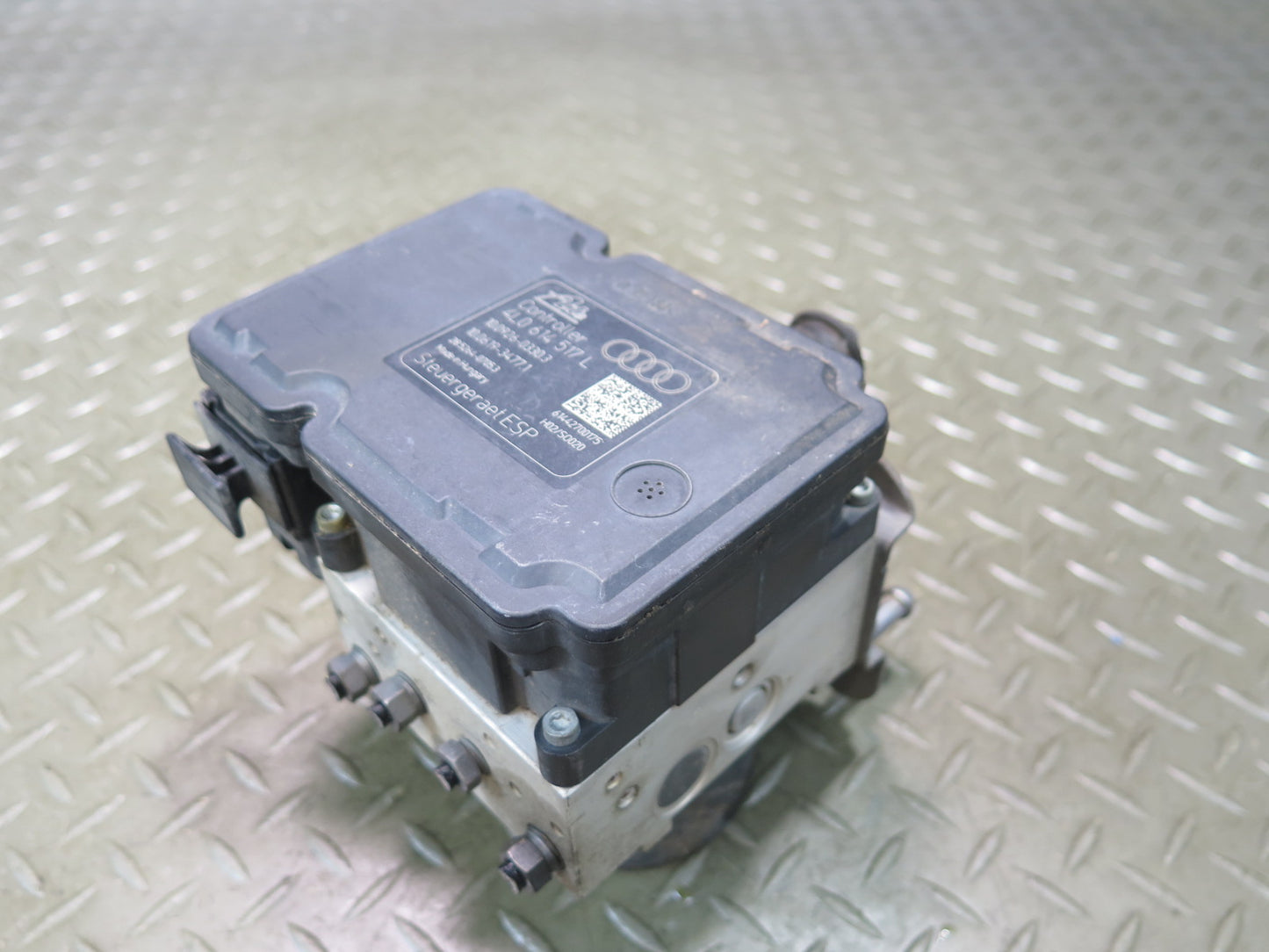 13-15 Audi 4L Q7 3.0L Anti Lock Brake ABS Pump Module 4L0614517L OEM