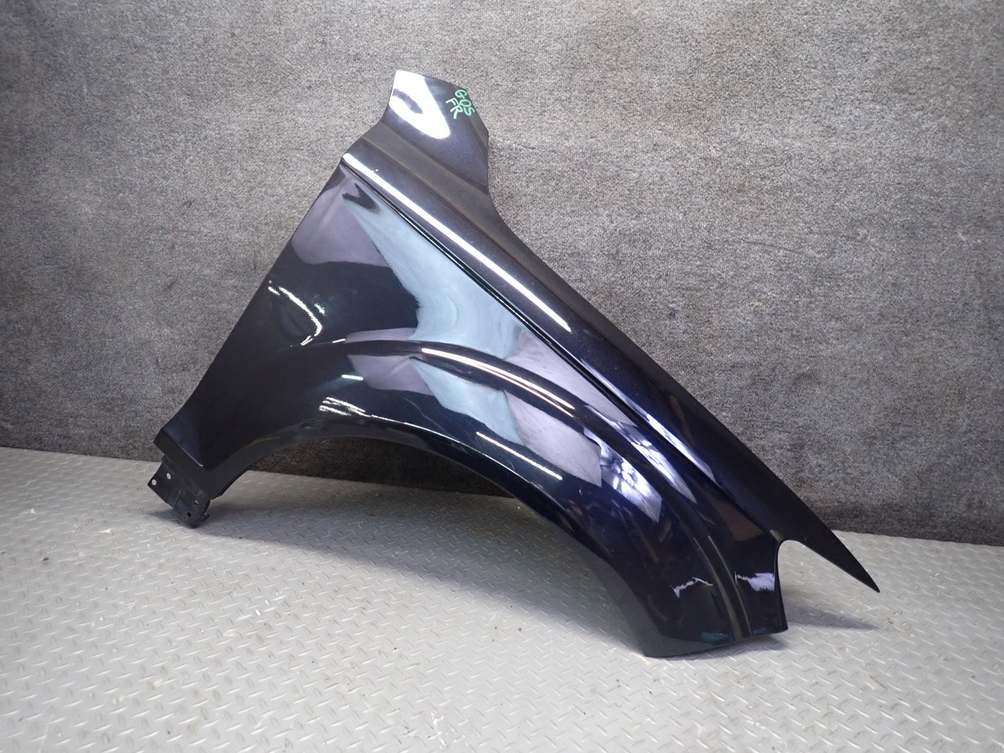 07-15 Audi Q7 4L Front Right Passenger Side Fender Shell Panel Cover Black OEM