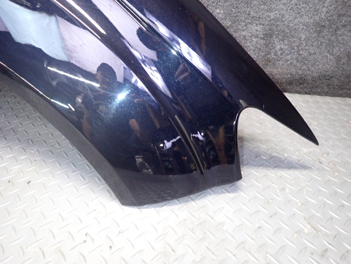07-15 Audi Q7 4L Front Right Passenger Side Fender Shell Panel Cover Black OEM
