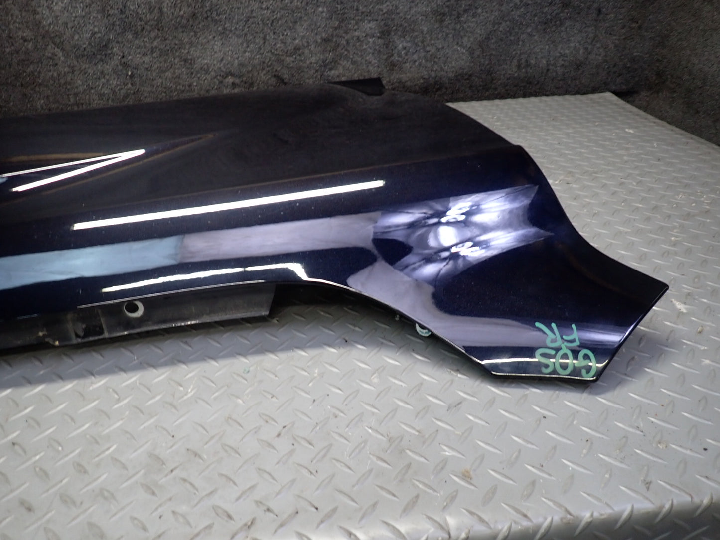 07-15 Audi Q7 4L Front Right Passenger Side Fender Shell Panel Cover Black OEM