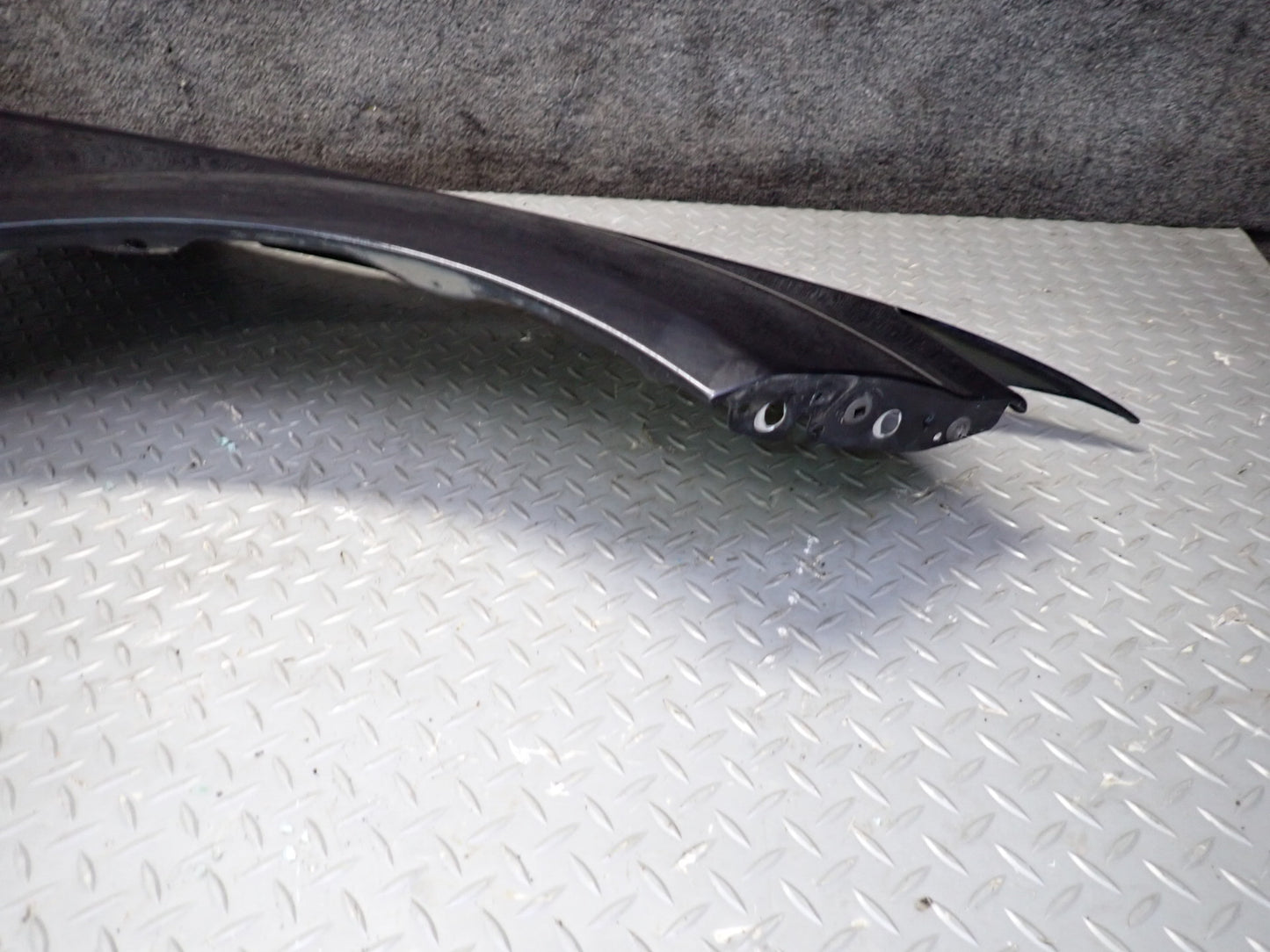 07-15 Audi Q7 4L Front Right Passenger Side Fender Shell Panel Cover Black OEM