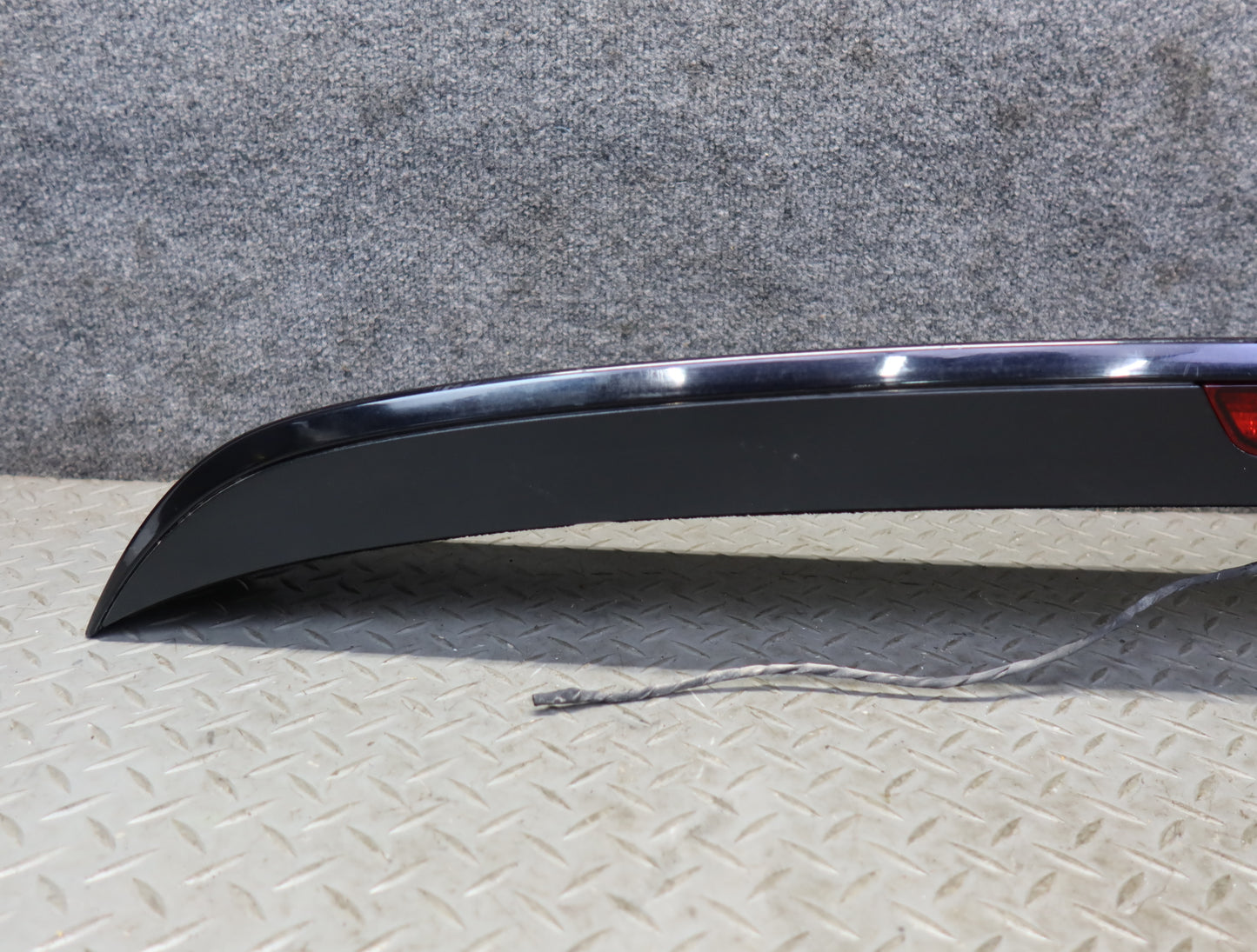 07-15 Audi Q7 4L Rear Tailgate Trunk Lid Spoiler w 3RD Brake Light Black OEM