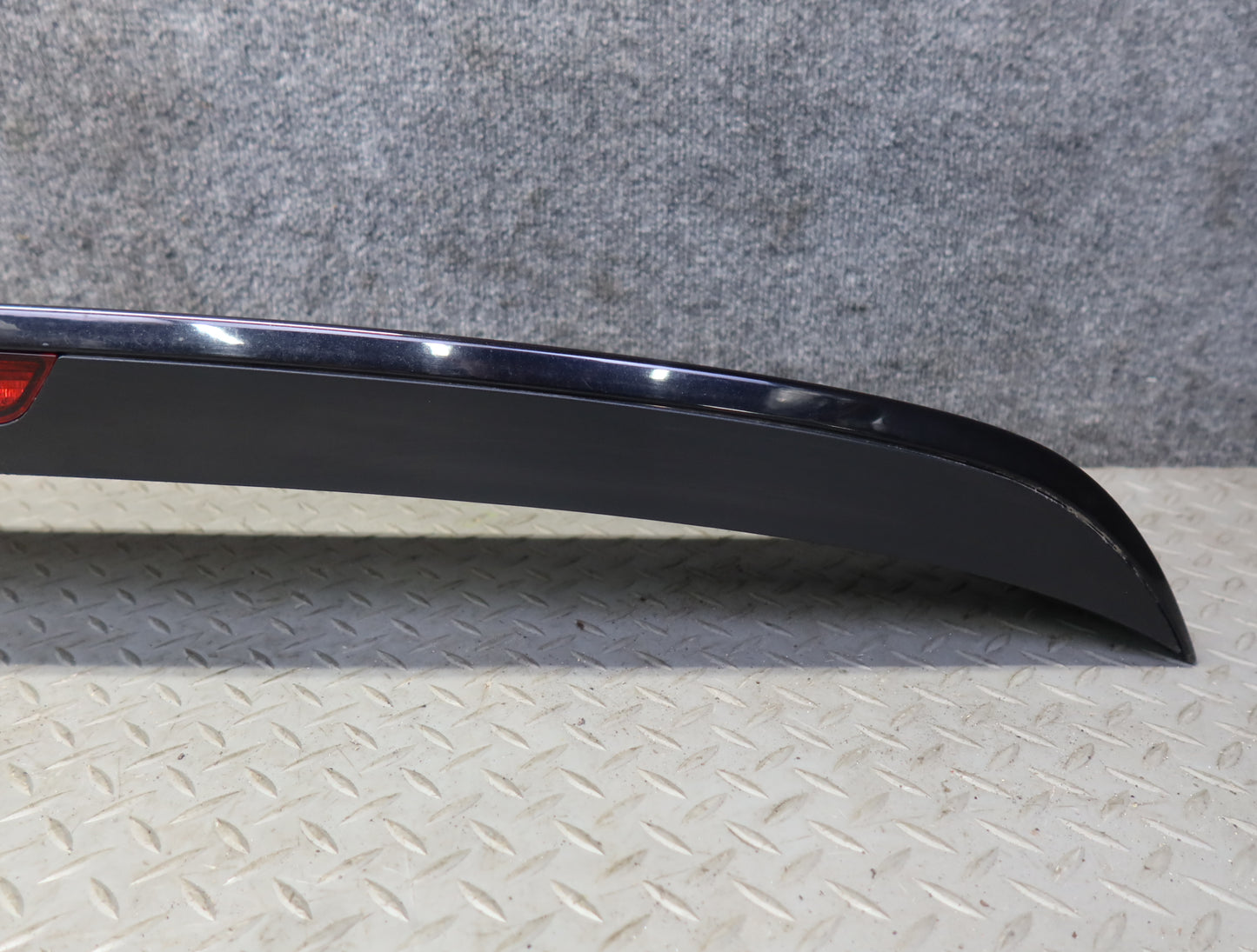 07-15 Audi Q7 4L Rear Tailgate Trunk Lid Spoiler w 3RD Brake Light Black OEM
