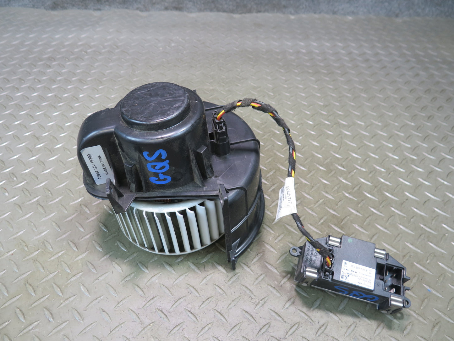 07-15 Audi 4L Q7 Front A/C Heater Blower Fan Motor & Resistor OEM