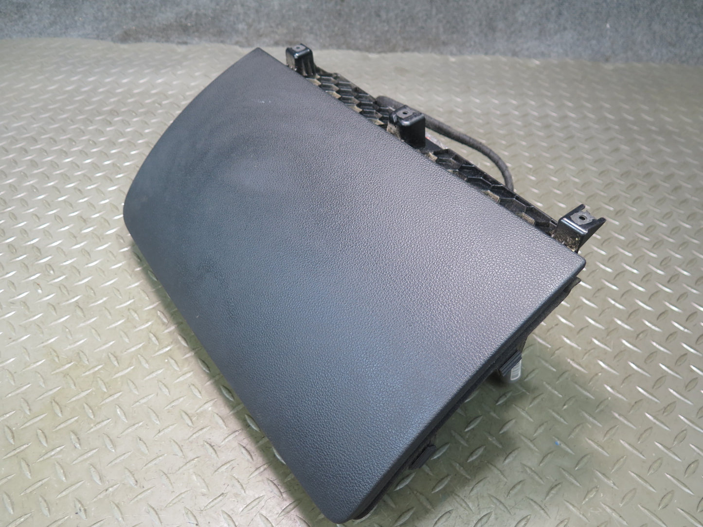 07-15 Audi Q7 4L Front Right Passenger Side Dash Glove Box Compartment OEM