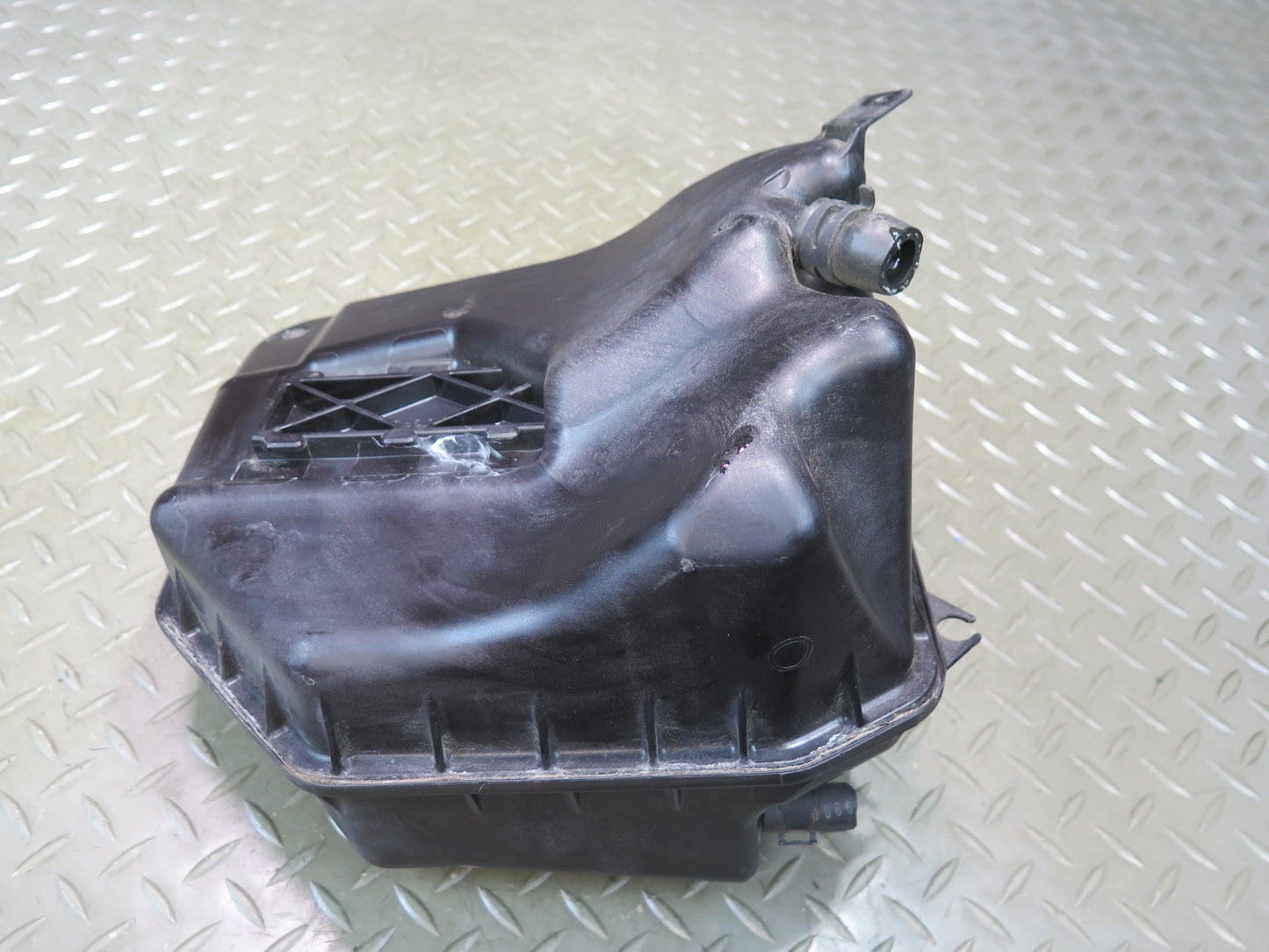 11-15 Audi 4L Q7 3.0L Engine Coolant Expansion Overflow Reservoir Tank OEM