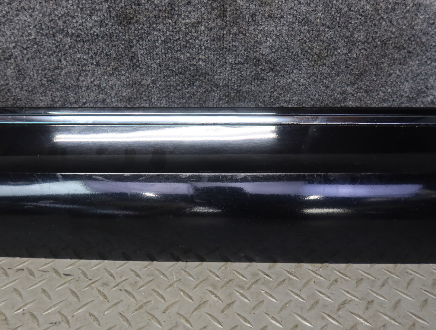 10-15 Audi 4L Q7 Set of 2 Front Left & Right Door Lower Trim Molding Black OEM