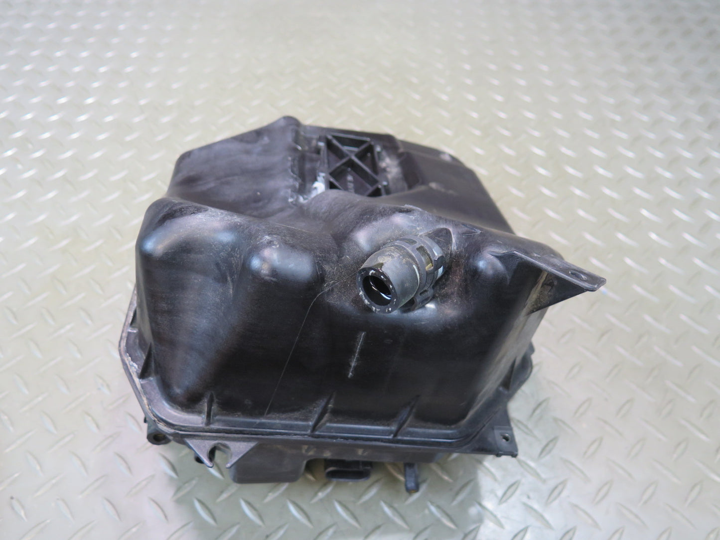 11-15 Audi 4L Q7 3.0L Engine Coolant Expansion Overflow Reservoir Tank OEM