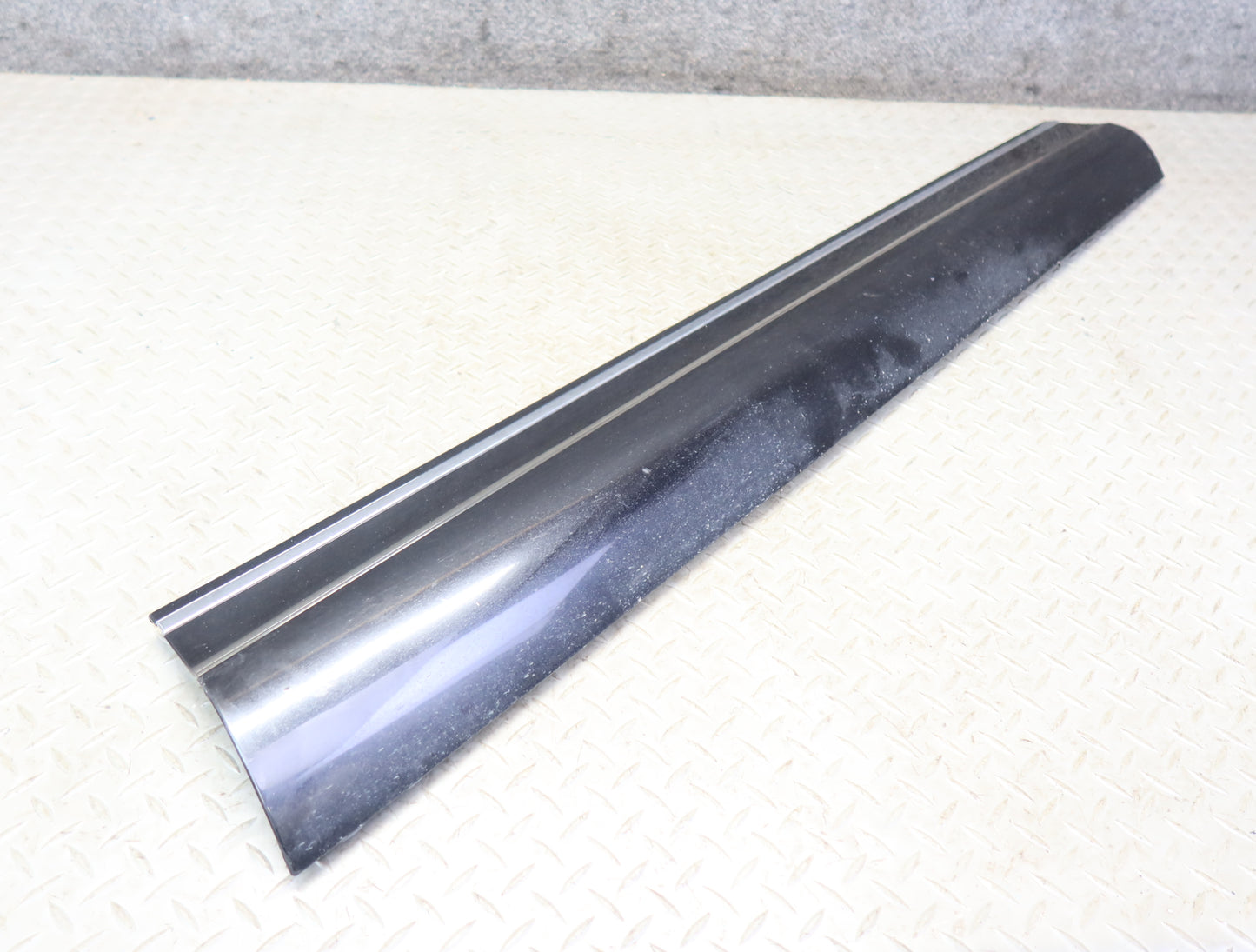 10-15 Audi 4L Q7 Set of 2 Front Left & Right Door Lower Trim Molding Black OEM
