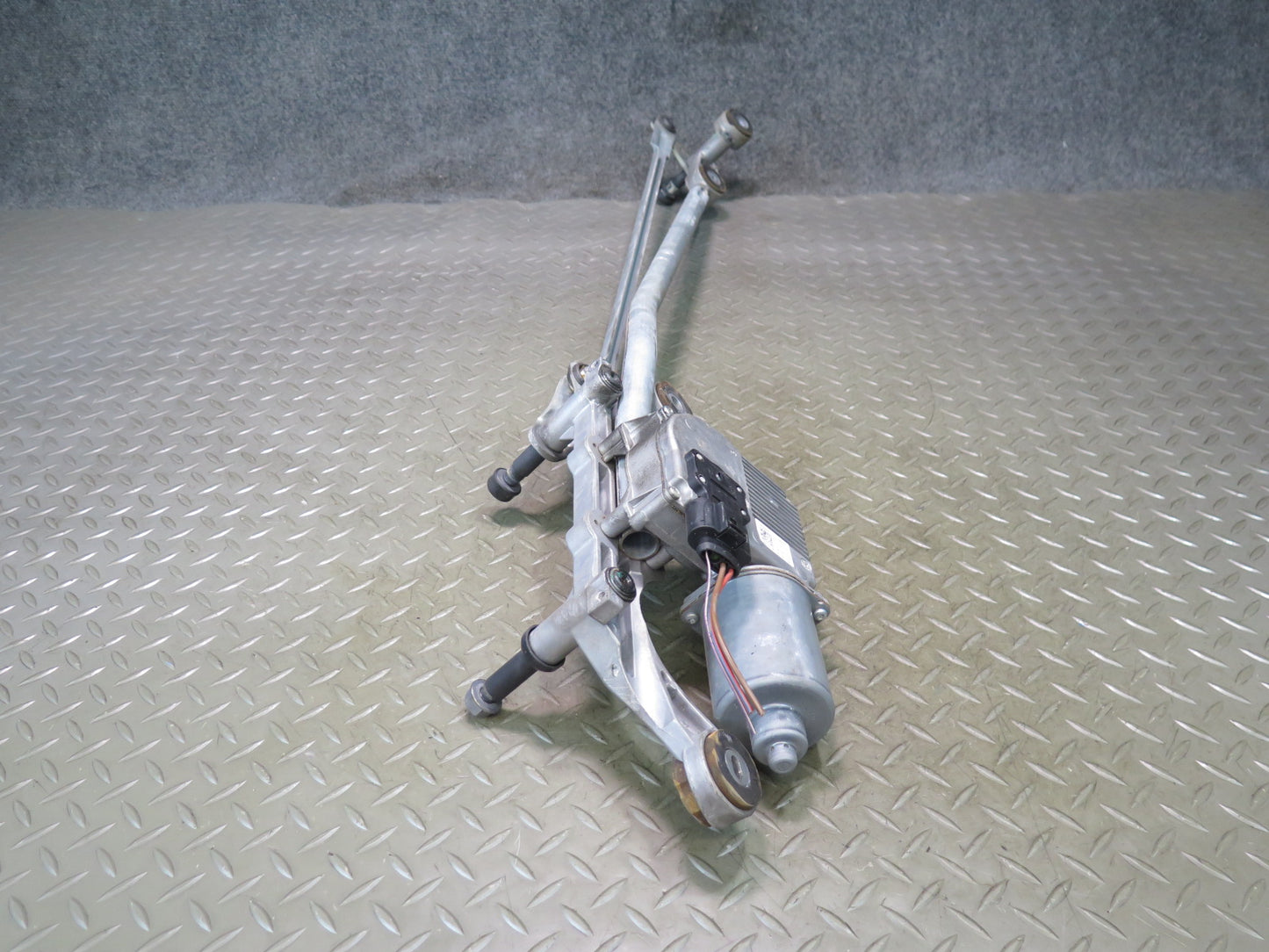 07-15 Audi 4L Q7 Windshield Wiper Transmission Linkage w Motor 4L1955119A OEM