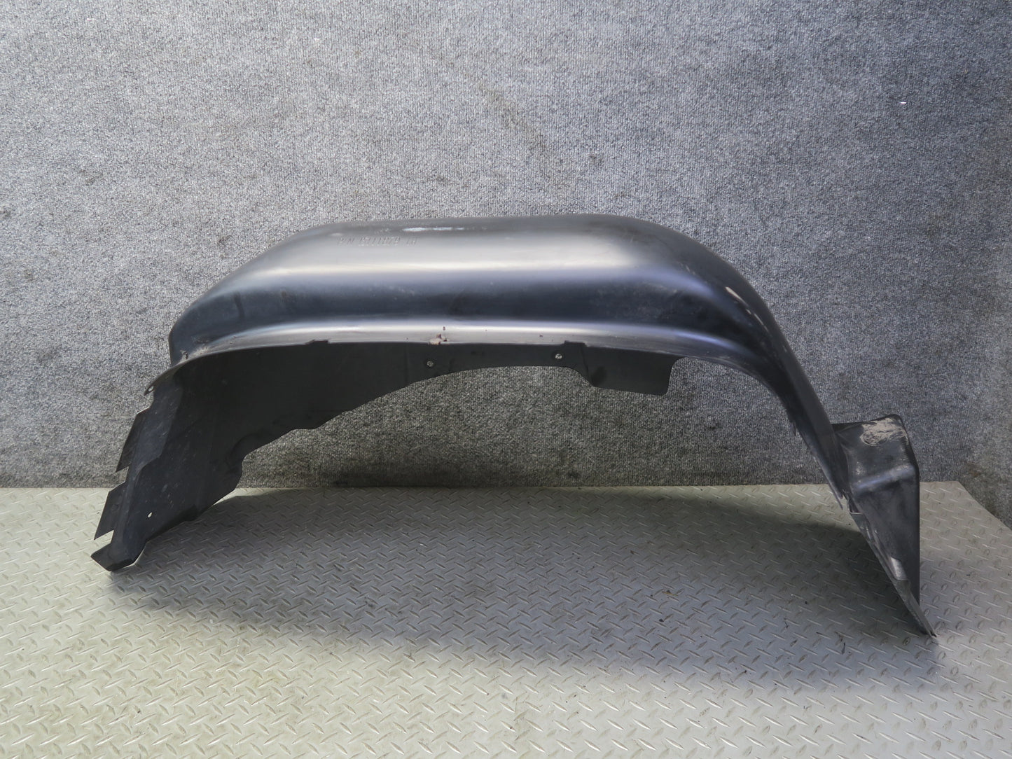 2003-2009 Hummer H2 Rear Left Wheel Fender Liner Splash Guard Shield 15111879