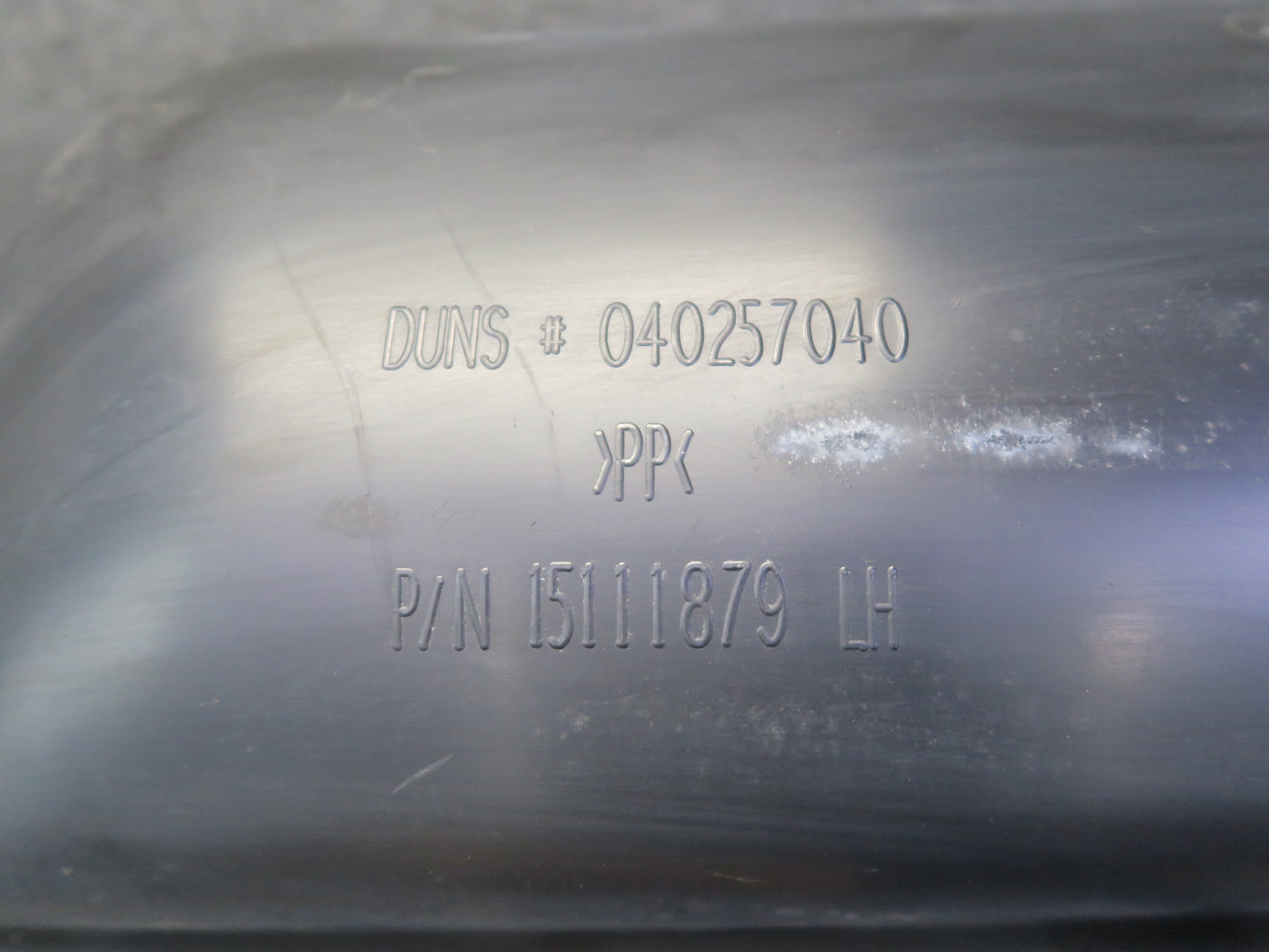 2003-2009 Hummer H2 Rear Left Wheel Fender Liner Splash Guard Shield 15111879