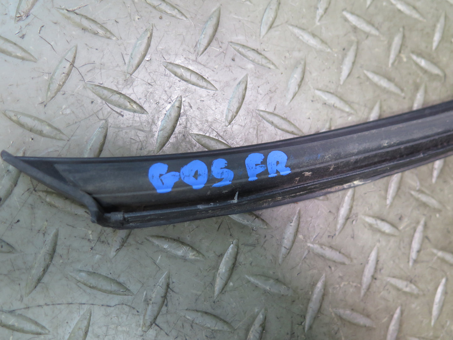 07-15 Audi 4L Q7 Set of 2 Front Windshield Exterior Trim Cover Molding OEM