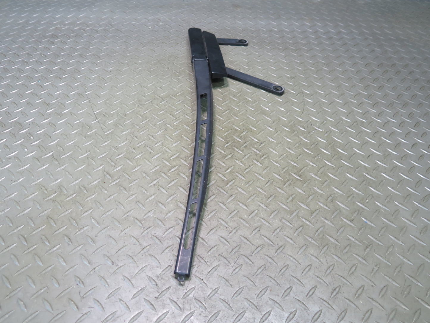 07-15 Audi 4L Q7 Set of 2 Front Left & Right Windshield Wiper Arm OEM