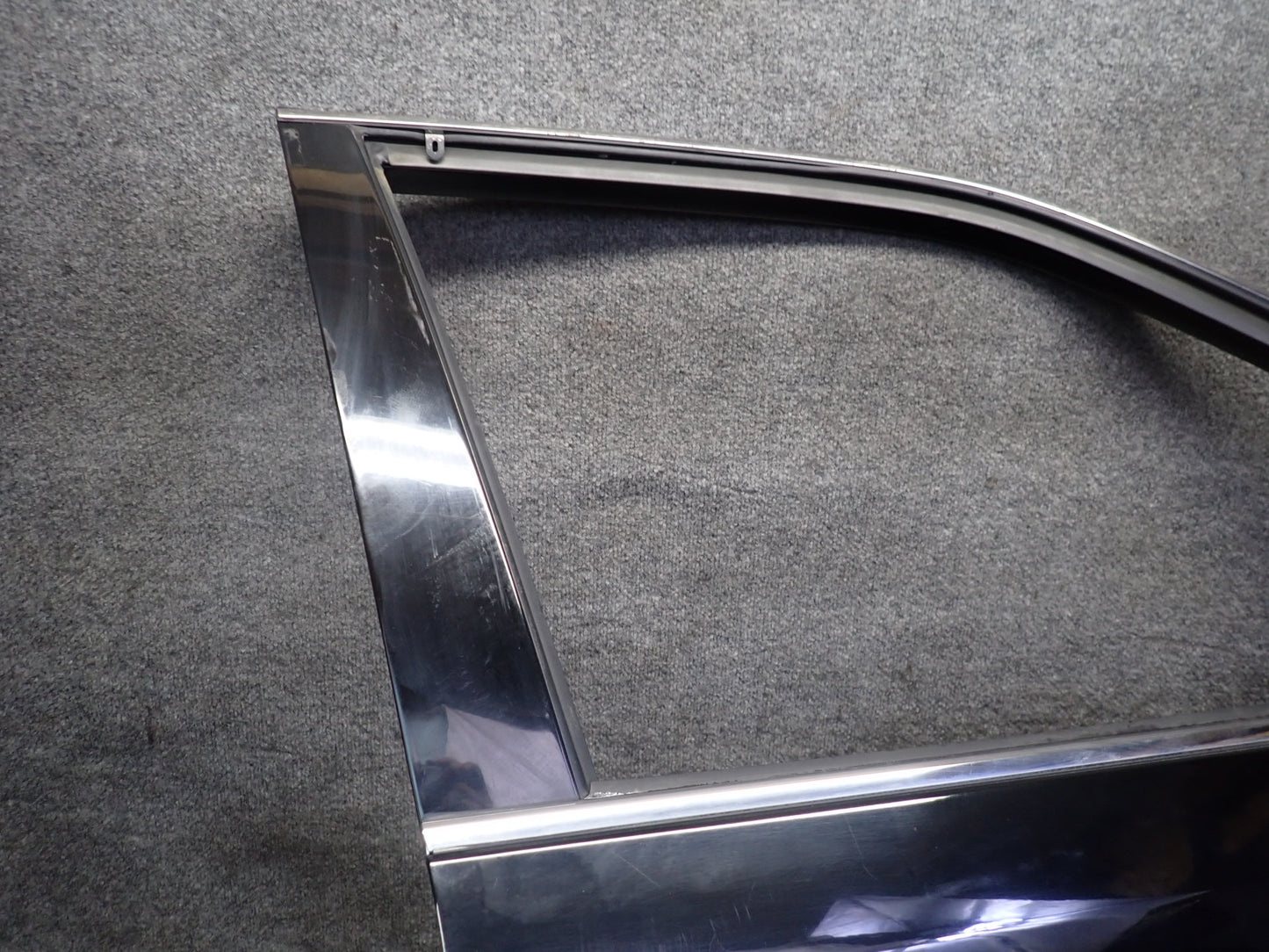 99-01 Toyota Crown JZS175 Sedan Front Right Door Shell Panel Black OEM