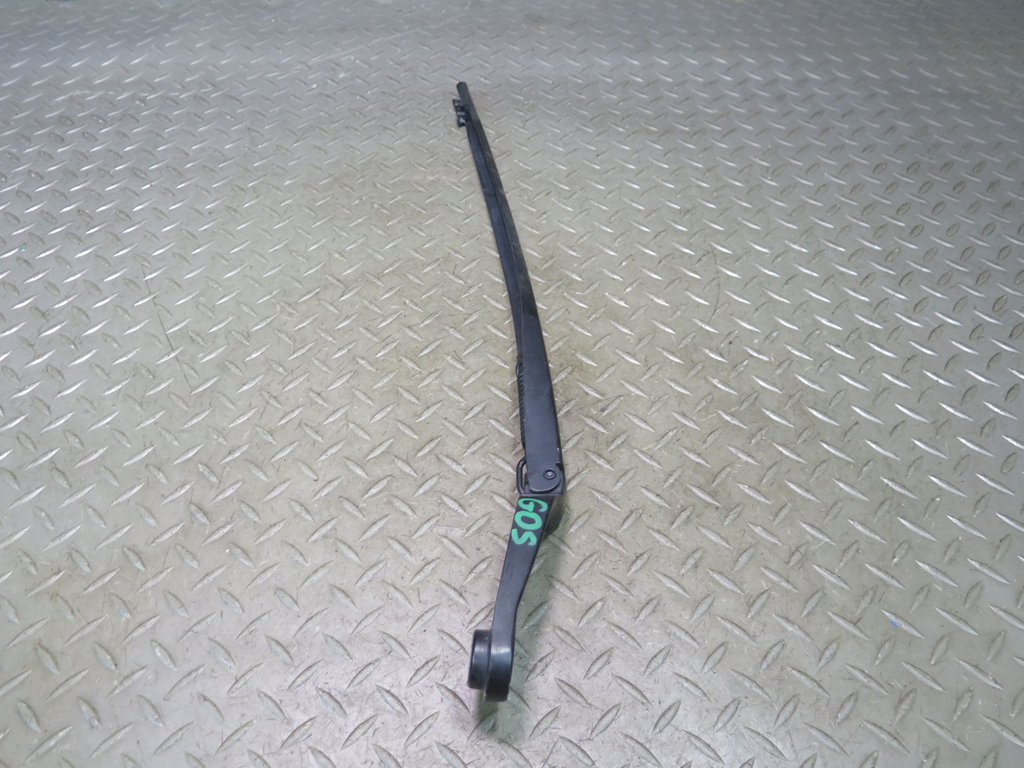 07-15 Audi 4L Q7 Set of 2 Front Left & Right Windshield Wiper Arm OEM