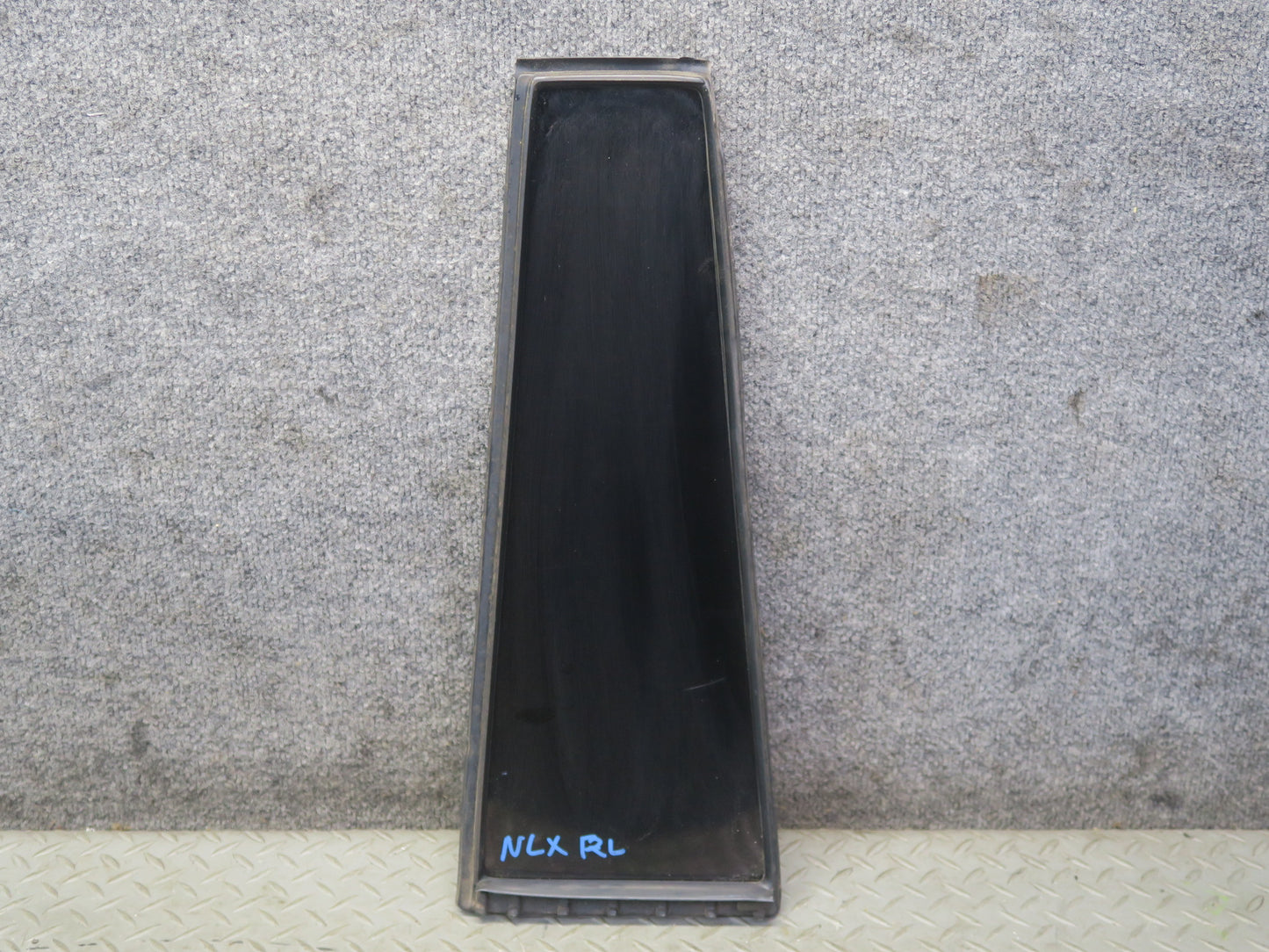 1996-1997 Lexus FZJ80L LX450 Rear Left Door Vent Fixed Glass Window