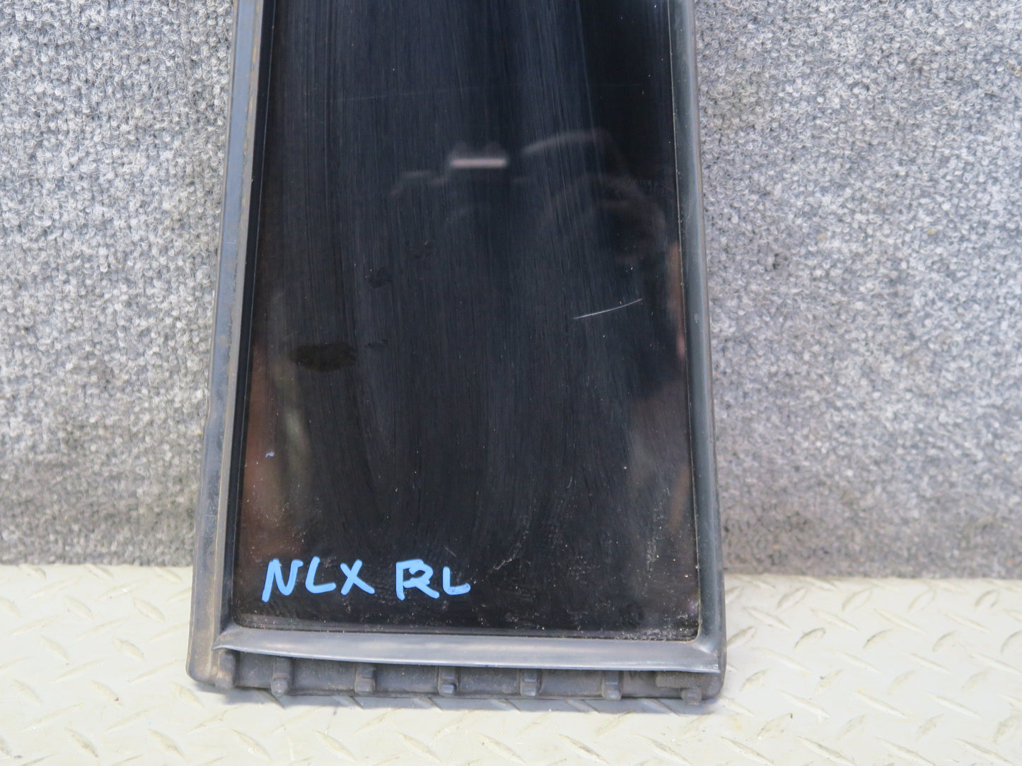 1996-1997 Lexus FZJ80L LX450 Rear Left Door Vent Fixed Glass Window