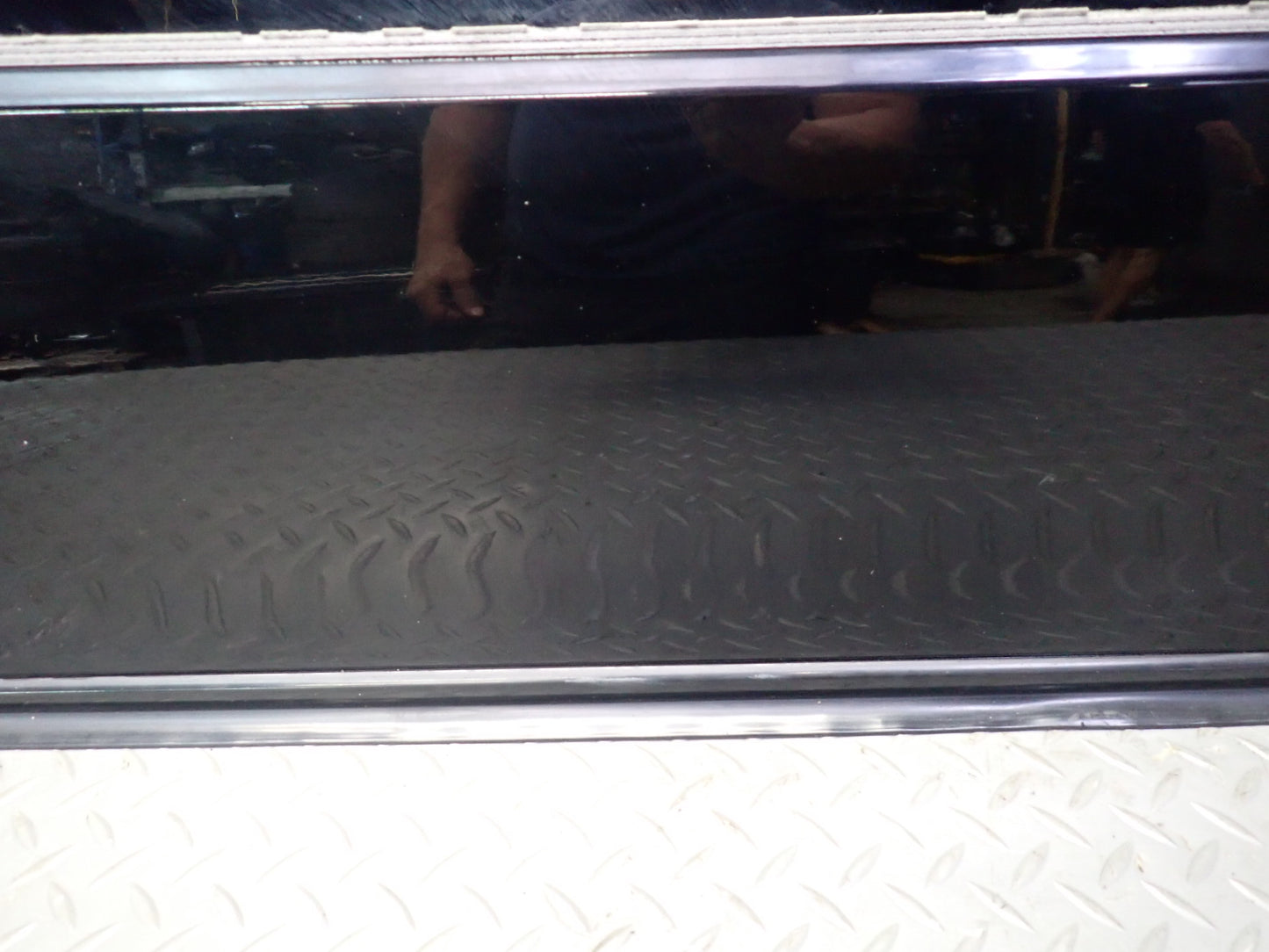 99-01 Toyota Crown JZS175 Sedan Rear Right Door Shell Panel Black OEM