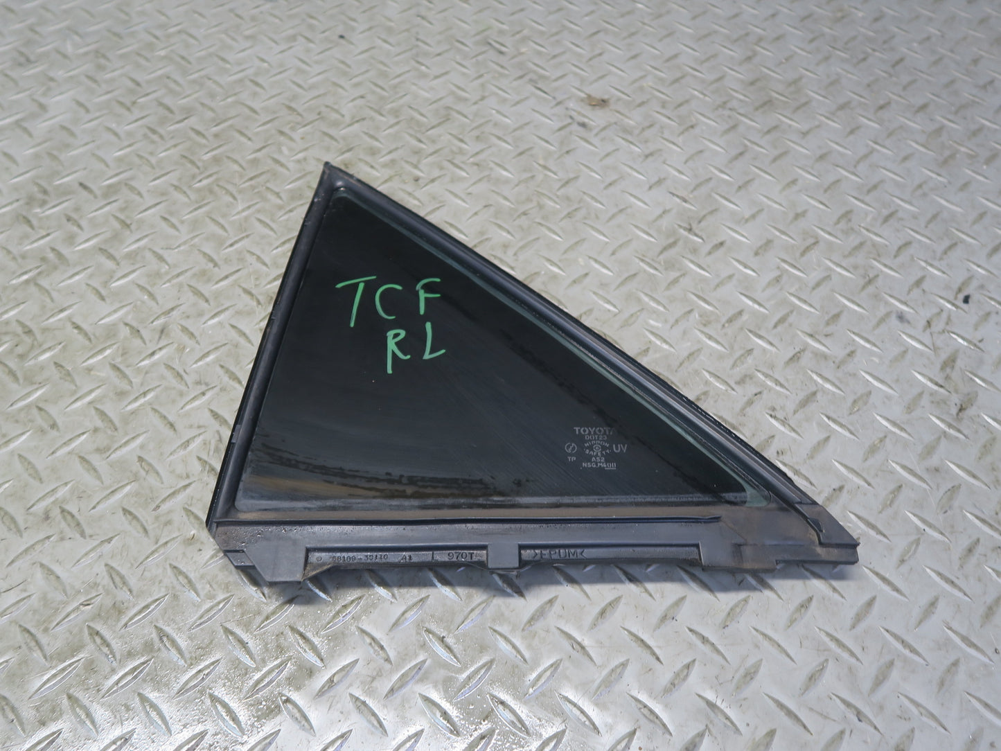 99-01 Toyota Crown JZS175 Sedan Rear Left Door Quarter Window Glass OEM