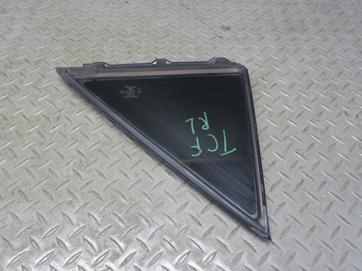 99-01 Toyota Crown JZS175 Sedan Rear Left Door Quarter Window Glass OEM