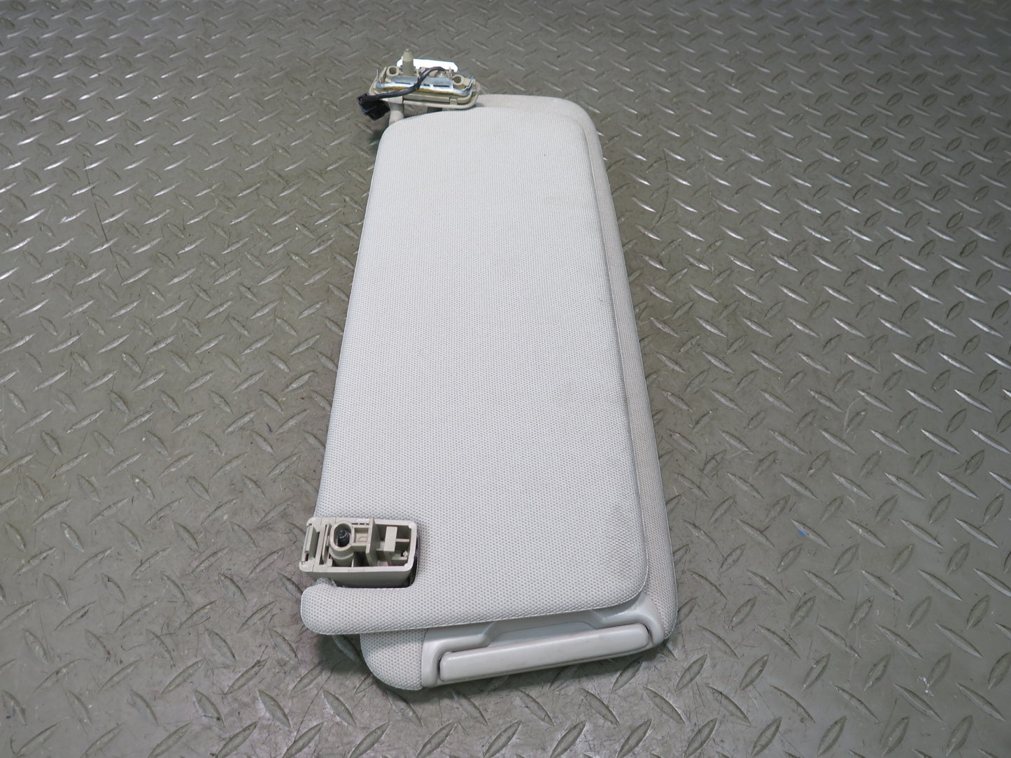 07-15 Audi 4L Q7 Set of 2 Front Left & Right Sun Visor OEM