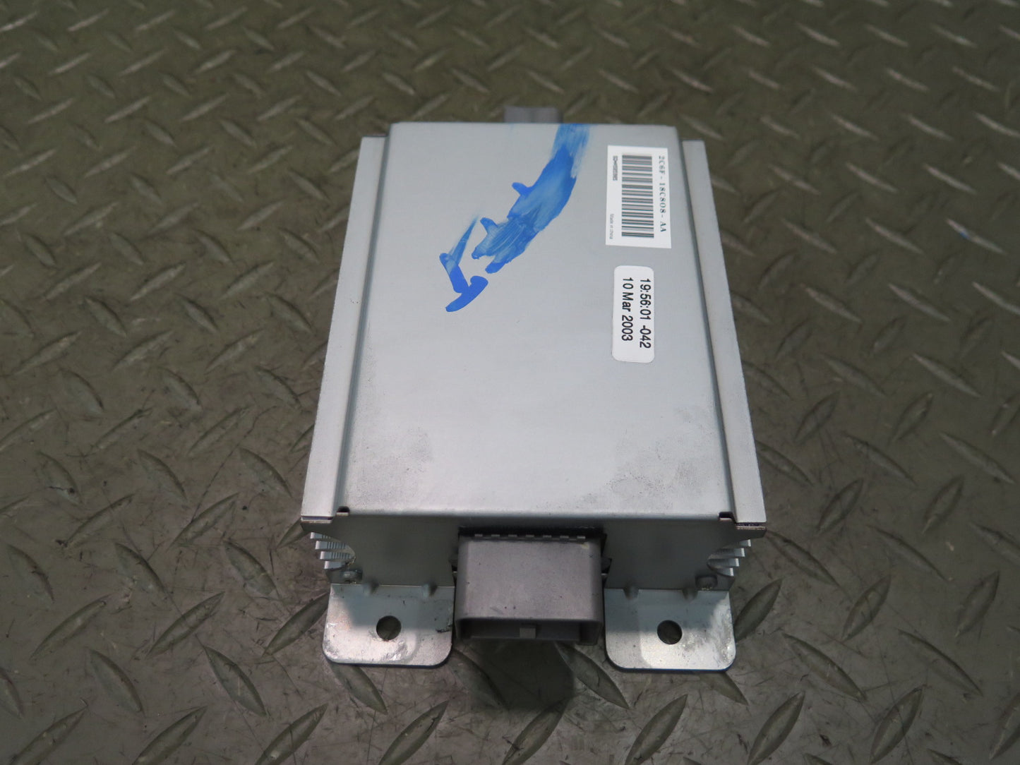 02-05 Ford Thunderbird Radio Audio Amplifier AMP 2C6F-18C808-AA OEM