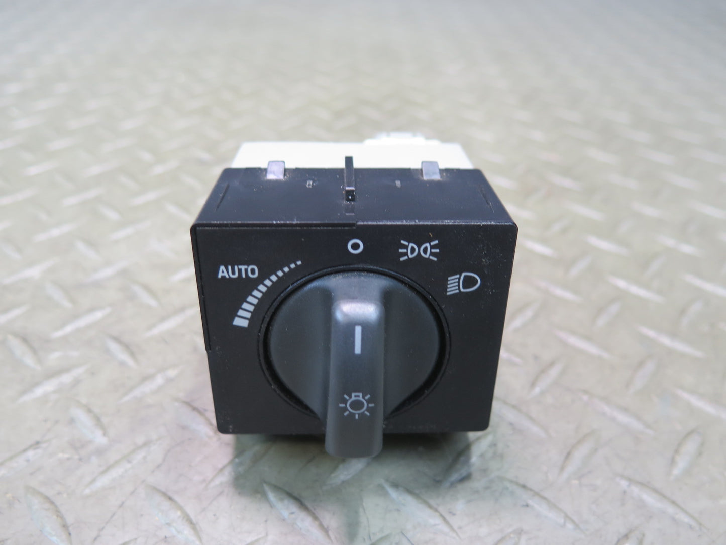 02-05 Ford Thunderbird Headlight Lamp Control Switch XW4T-11654-CAW OEM