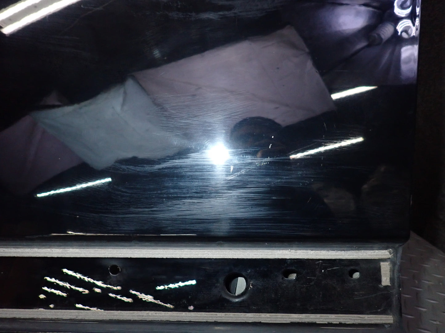 99-01 Toyota Crown JZS175 Sedan Front Left Door Shell Panel Black OEM