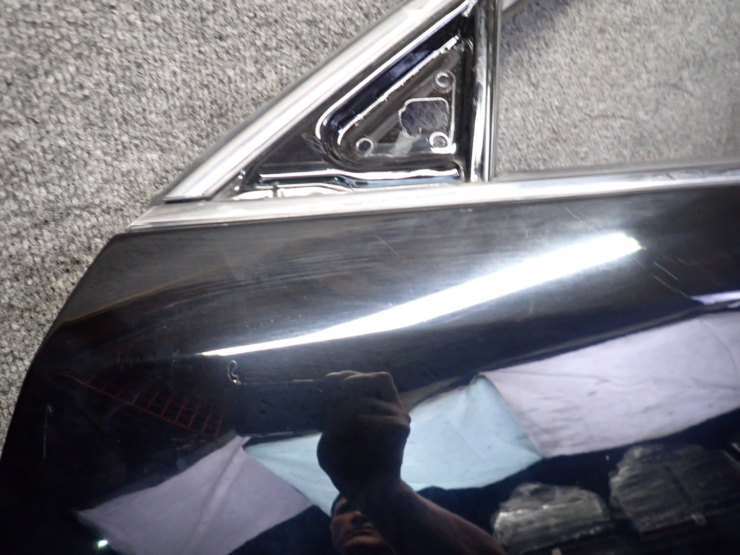 99-01 Toyota Crown JZS175 Sedan Front Left Door Shell Panel Black OEM