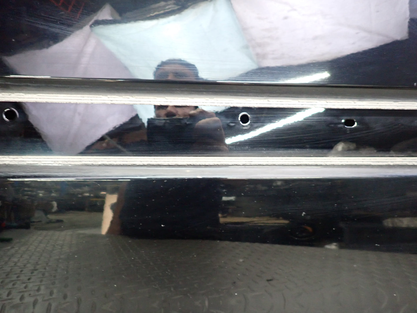 99-01 Toyota Crown JZS175 Sedan Front Left Door Shell Panel Black OEM