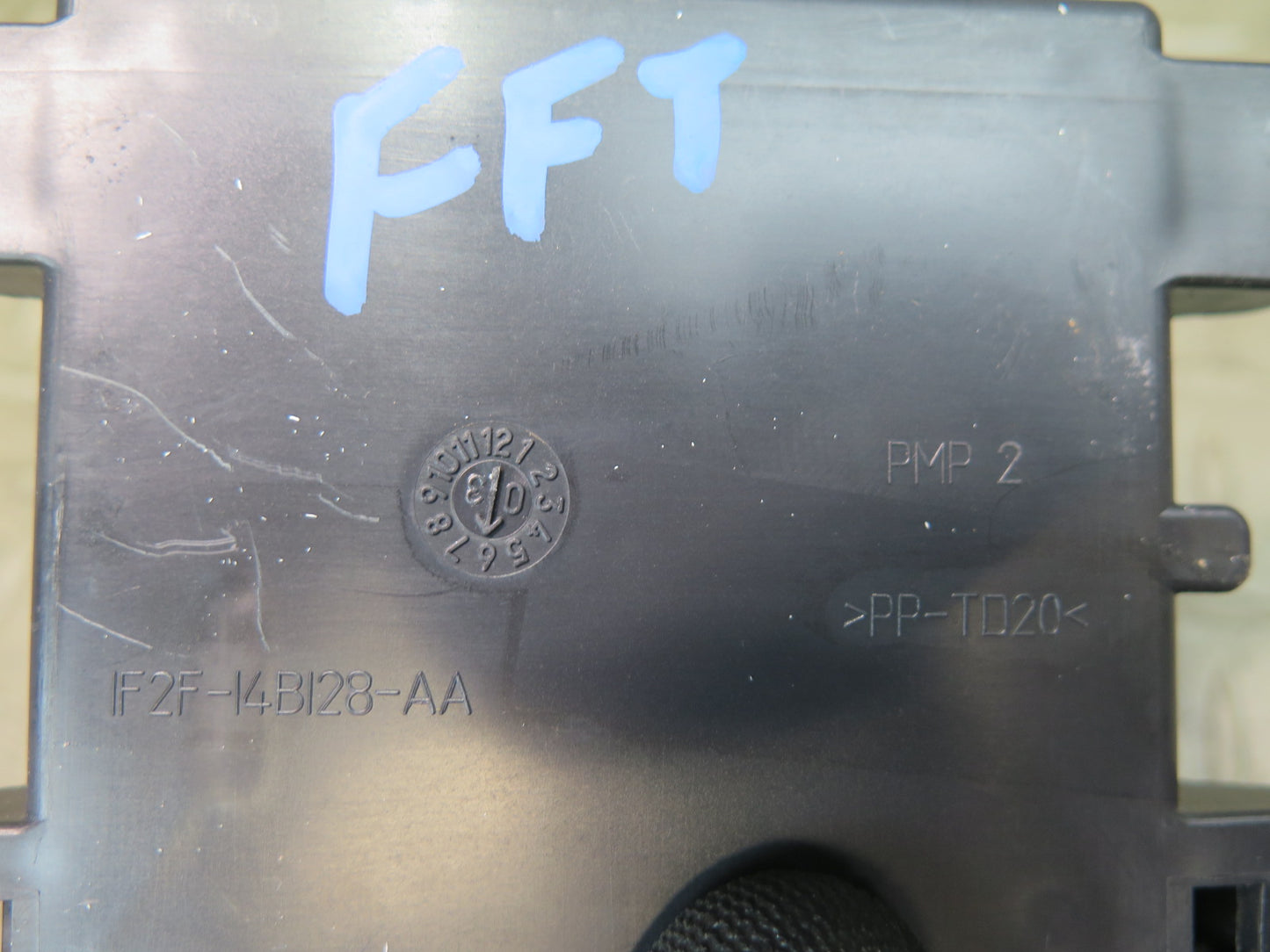 02-05 Ford Thunderbird Keyless Entry Control Module 1F2T-15K602-AD OEM