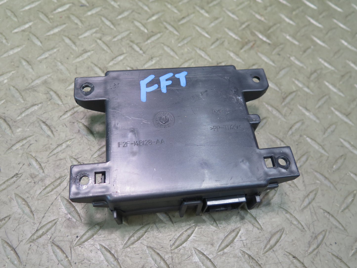 02-05 Ford Thunderbird Keyless Entry Control Module 1F2T-15K602-AD OEM