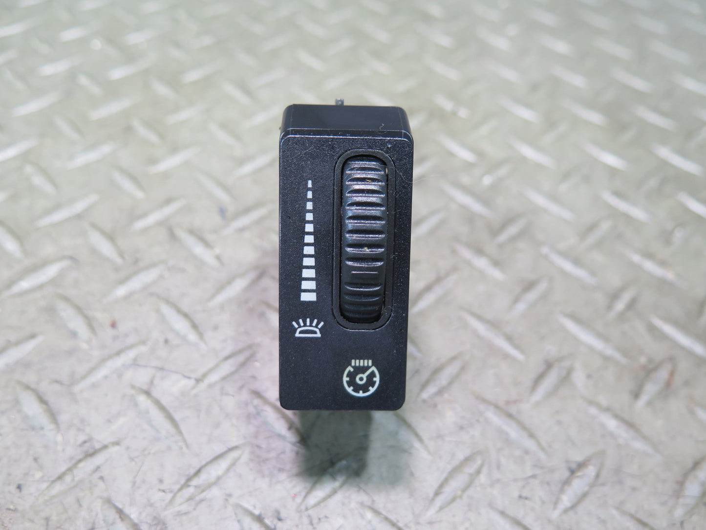 02-05 Ford Thunderbird Instrument Panel Dimmer Light Control Knob Switch OEM