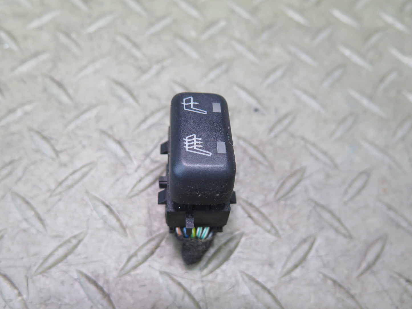 02-05 Ford Thunderbird Right Heated Seat Heater Switch 3W6T-14D694-AC OEM
