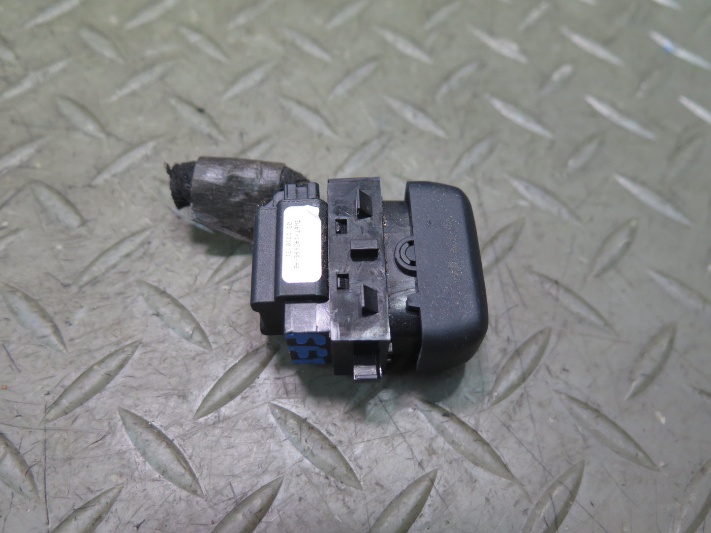 02-05 Ford Thunderbirdl Left Driver Heated Seat Heater Switch 3W6T-14D695-AB OEM