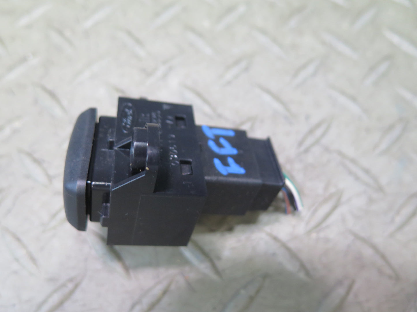 02-05 Ford Thunderbird Traction Control OFF Button Switch XW4T-2C335-AA OEM
