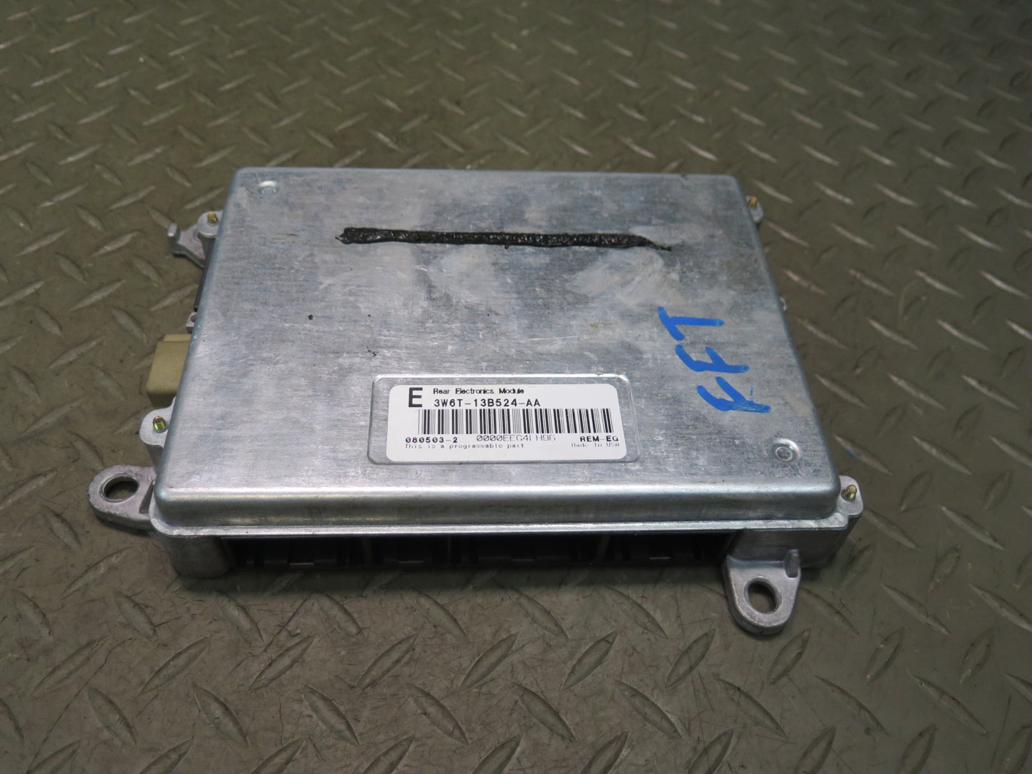 03-05 Ford Thunderbird Rear Tail Light Lamp Control Module 3W6T-13B524-AA OEM