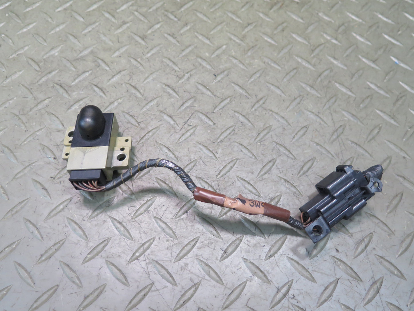 02-05 Ford Thunderbird Sun Light Sunload Solar Sensor Module Unit OEM