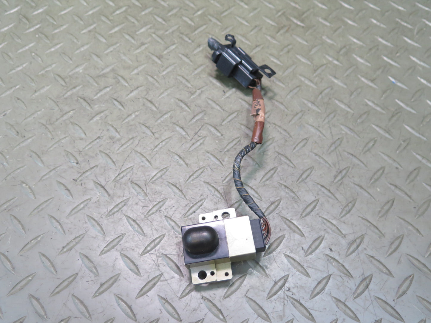 02-05 Ford Thunderbird Sun Light Sunload Solar Sensor Module Unit OEM