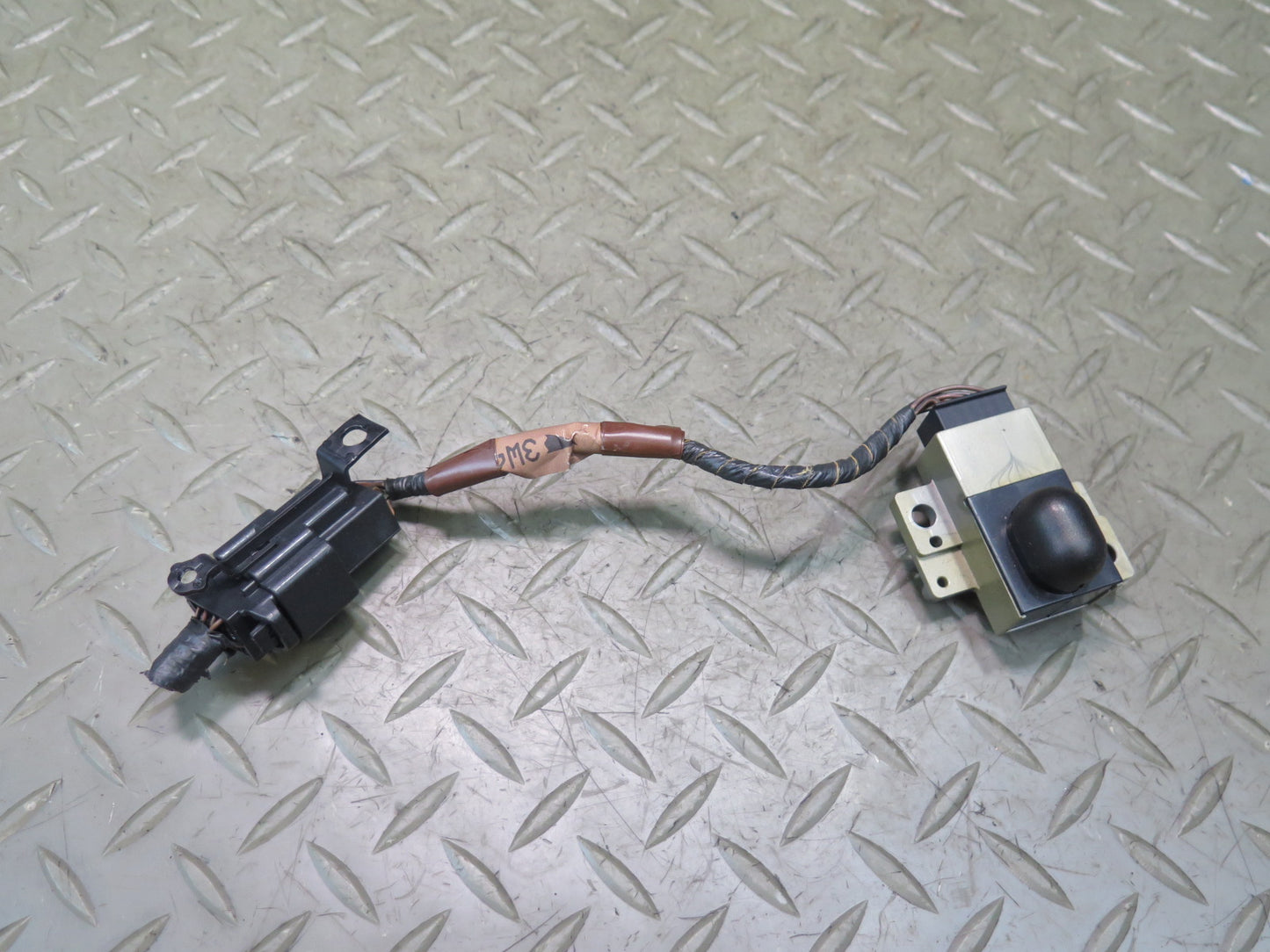 02-05 Ford Thunderbird Sun Light Sunload Solar Sensor Module Unit OEM