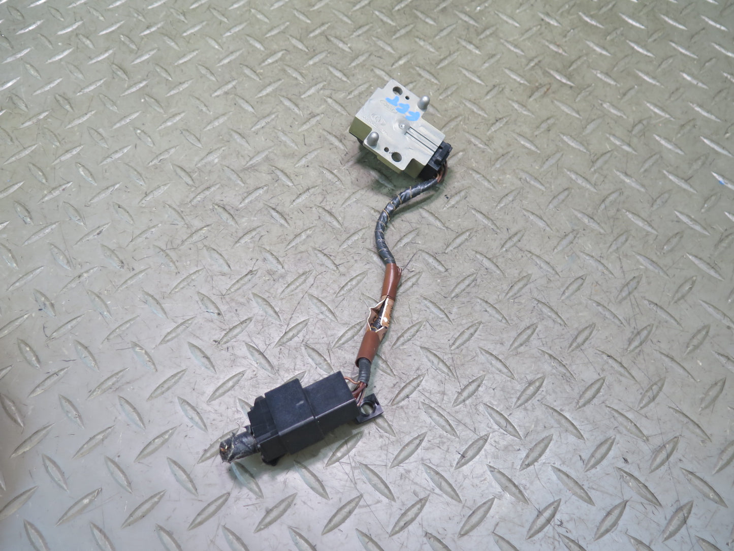 02-05 Ford Thunderbird Sun Light Sunload Solar Sensor Module Unit OEM