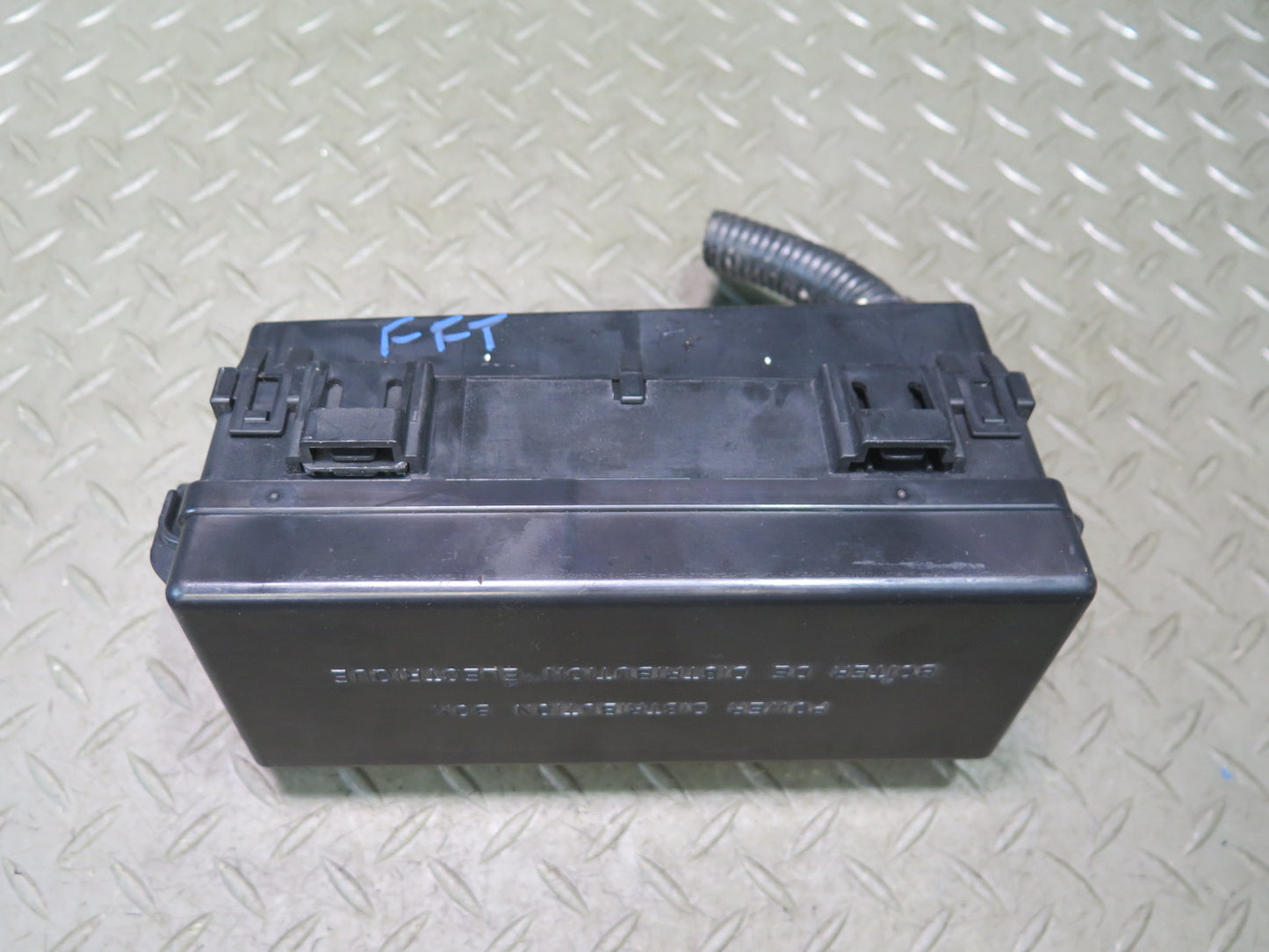 02-05 Ford Thunderbird Power Distribution Fuse Relay Box XW4T-14A003-A OEM