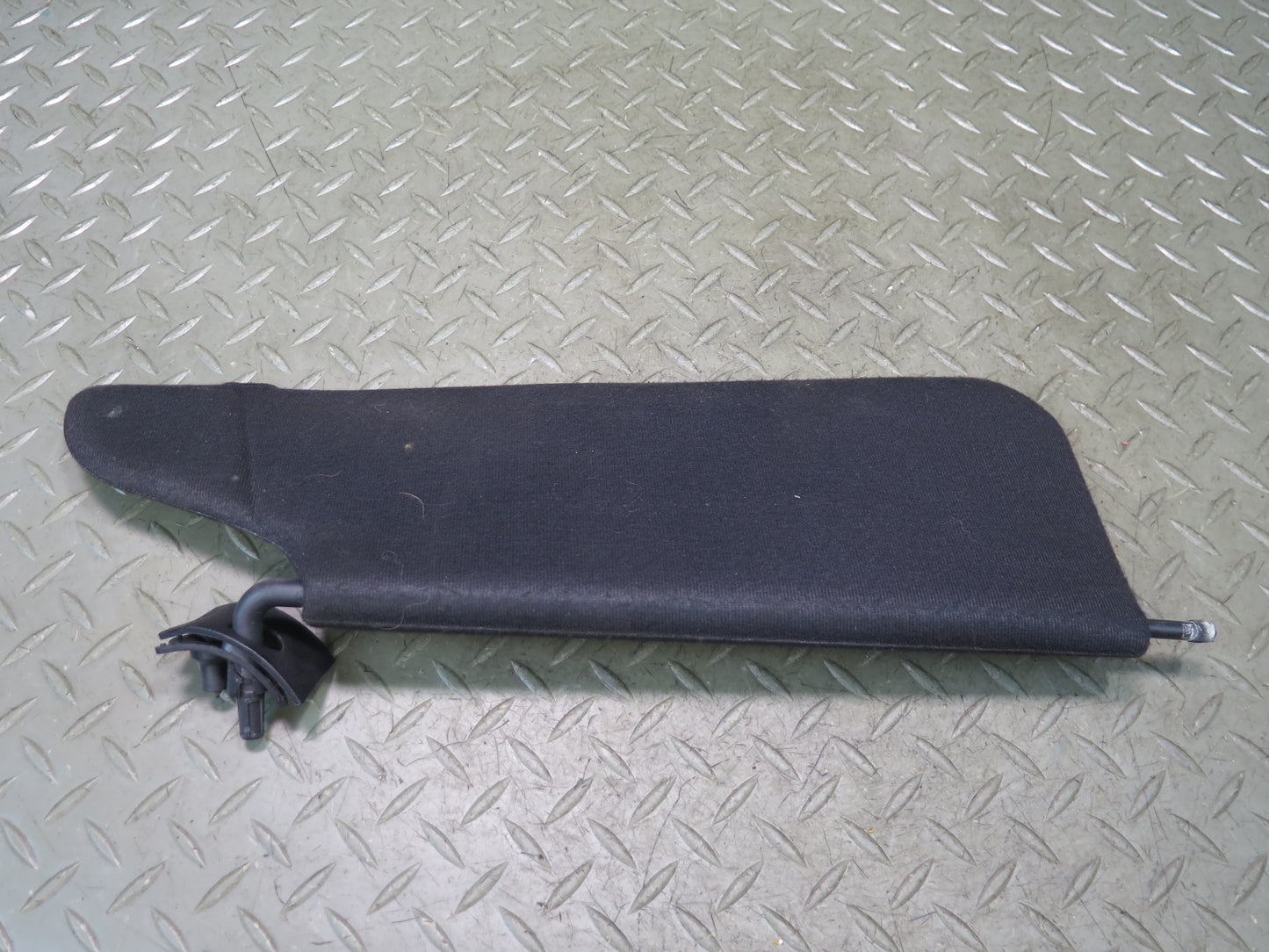 02-05 Ford Thunderbird Set of 2 Left & Right Sun Visor Black OEM