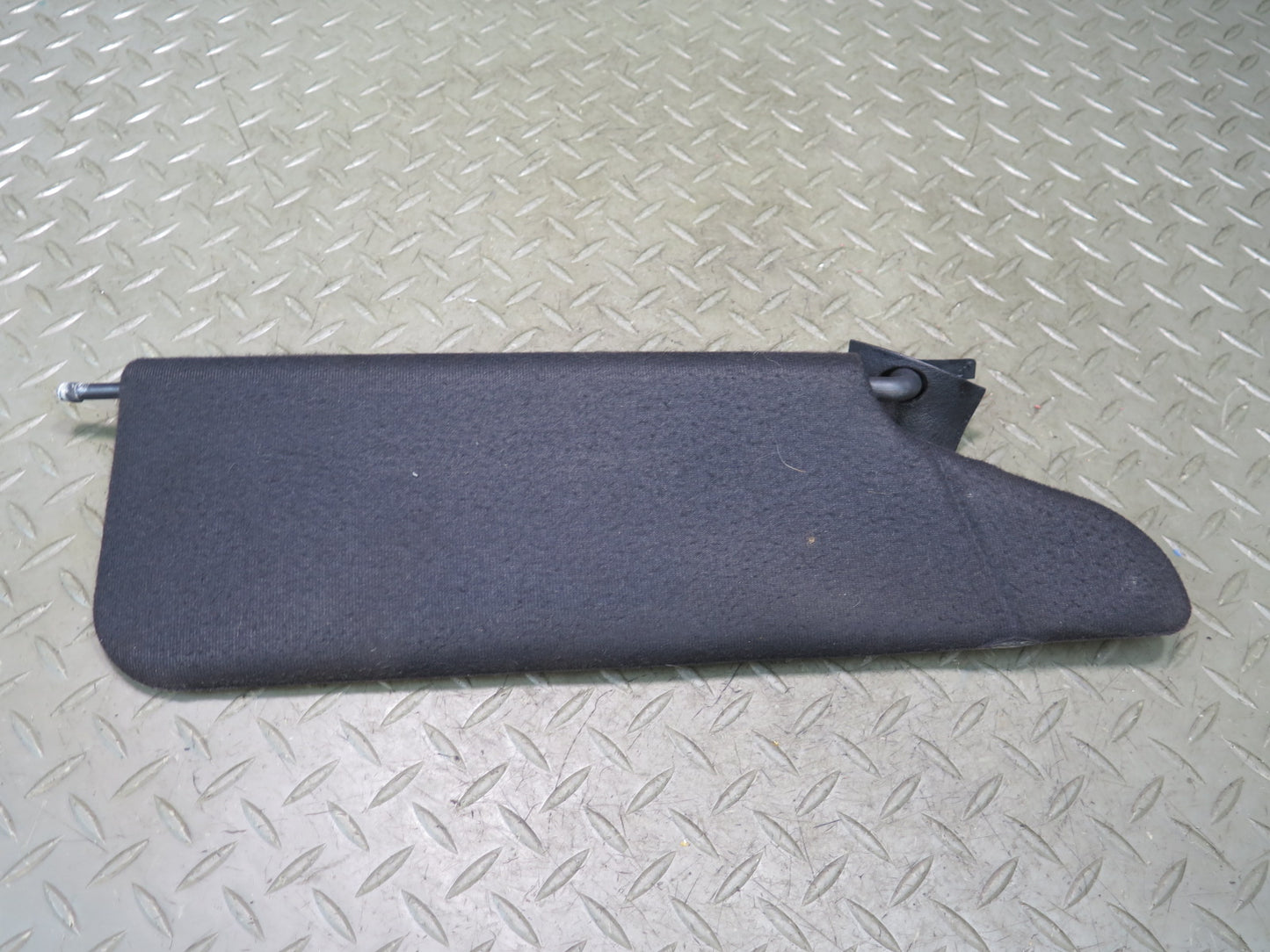 02-05 Ford Thunderbird Set of 2 Left & Right Sun Visor Black OEM